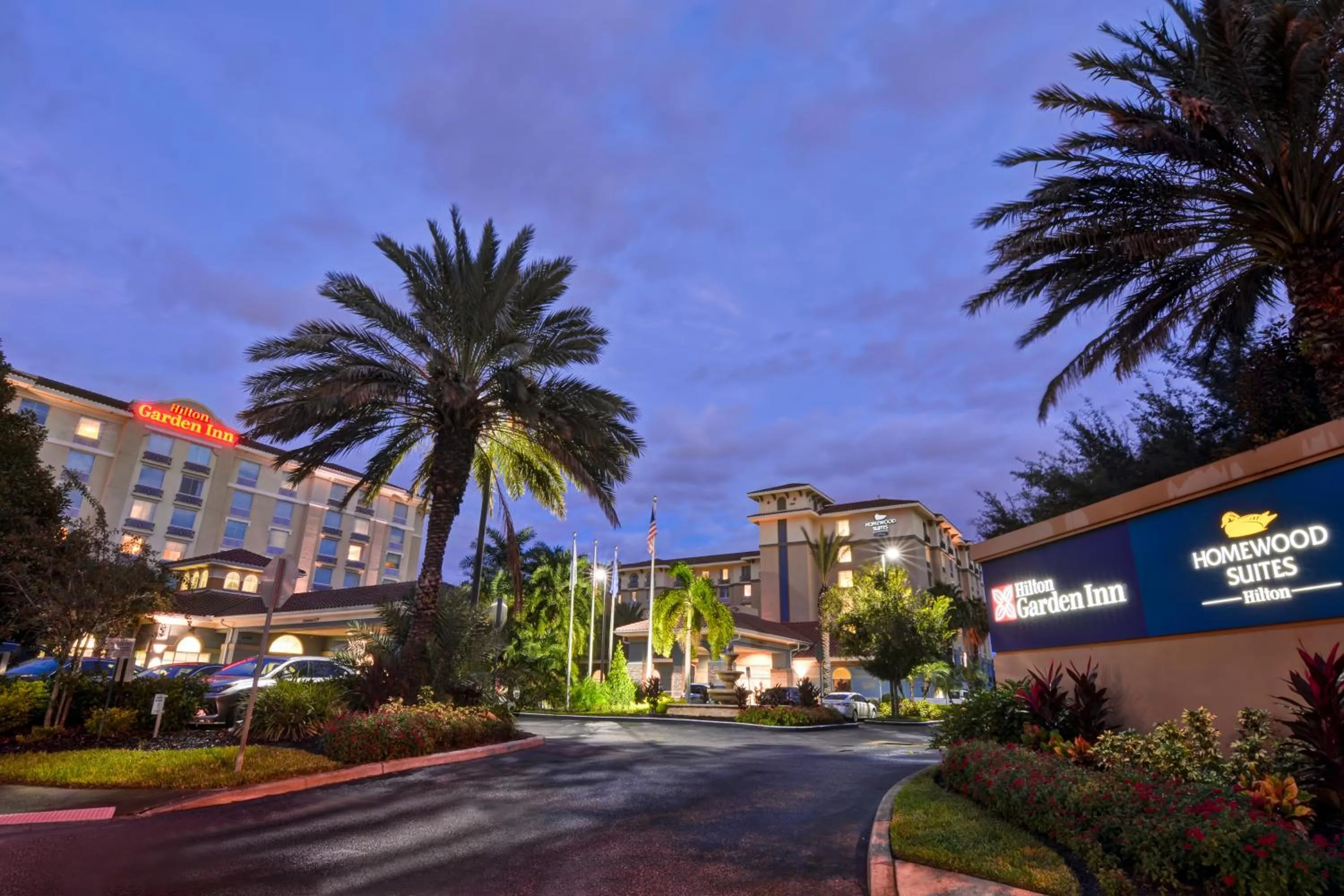 Property building in Homewood Suites by Hilton Lake Buena Vista Orlando - Newly Renovated!