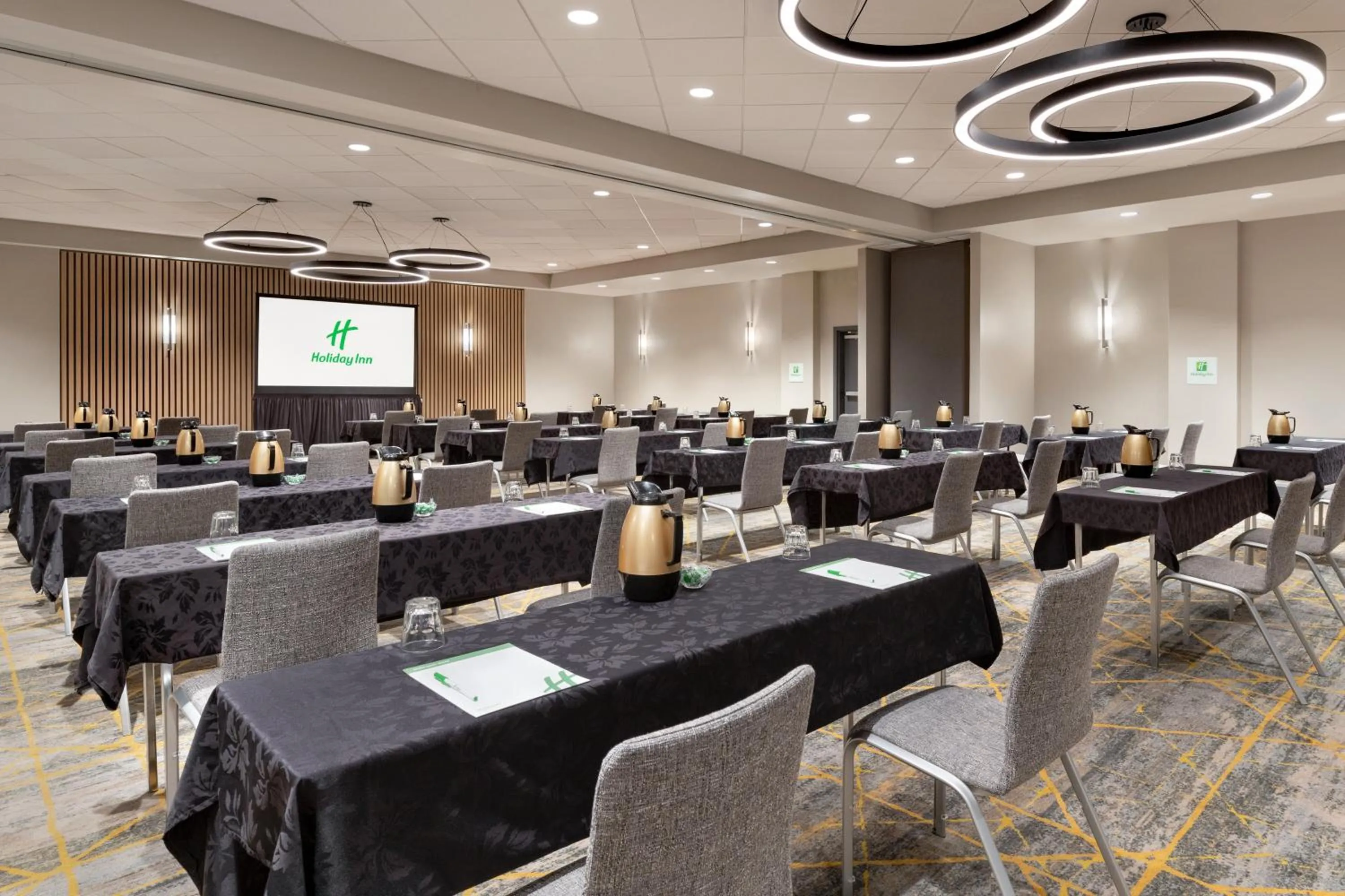Meeting/conference room in Holiday Inn Houston Intercontinental Airport by IHG