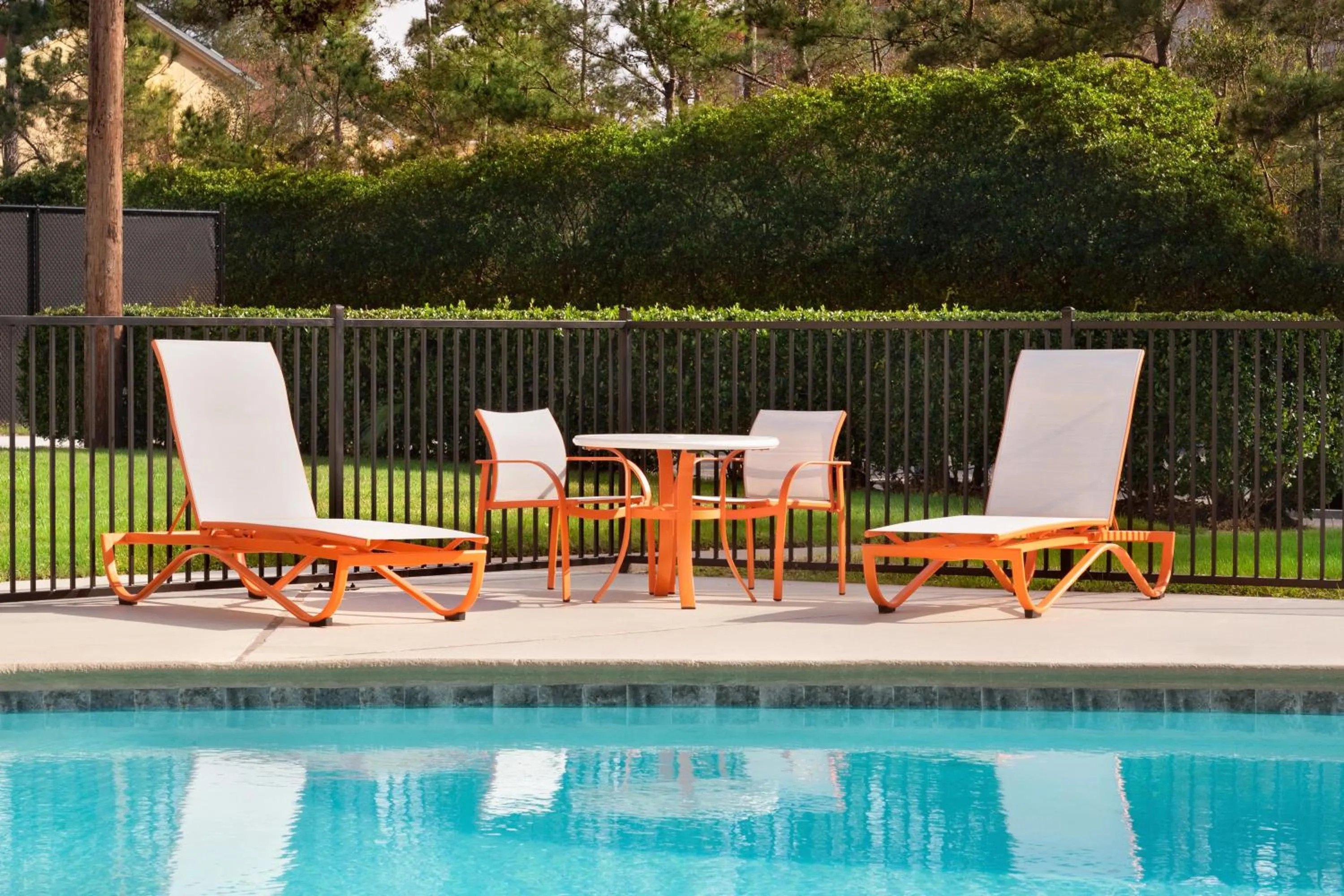 Swimming pool in Holiday Inn Houston Intercontinental Airport by IHG