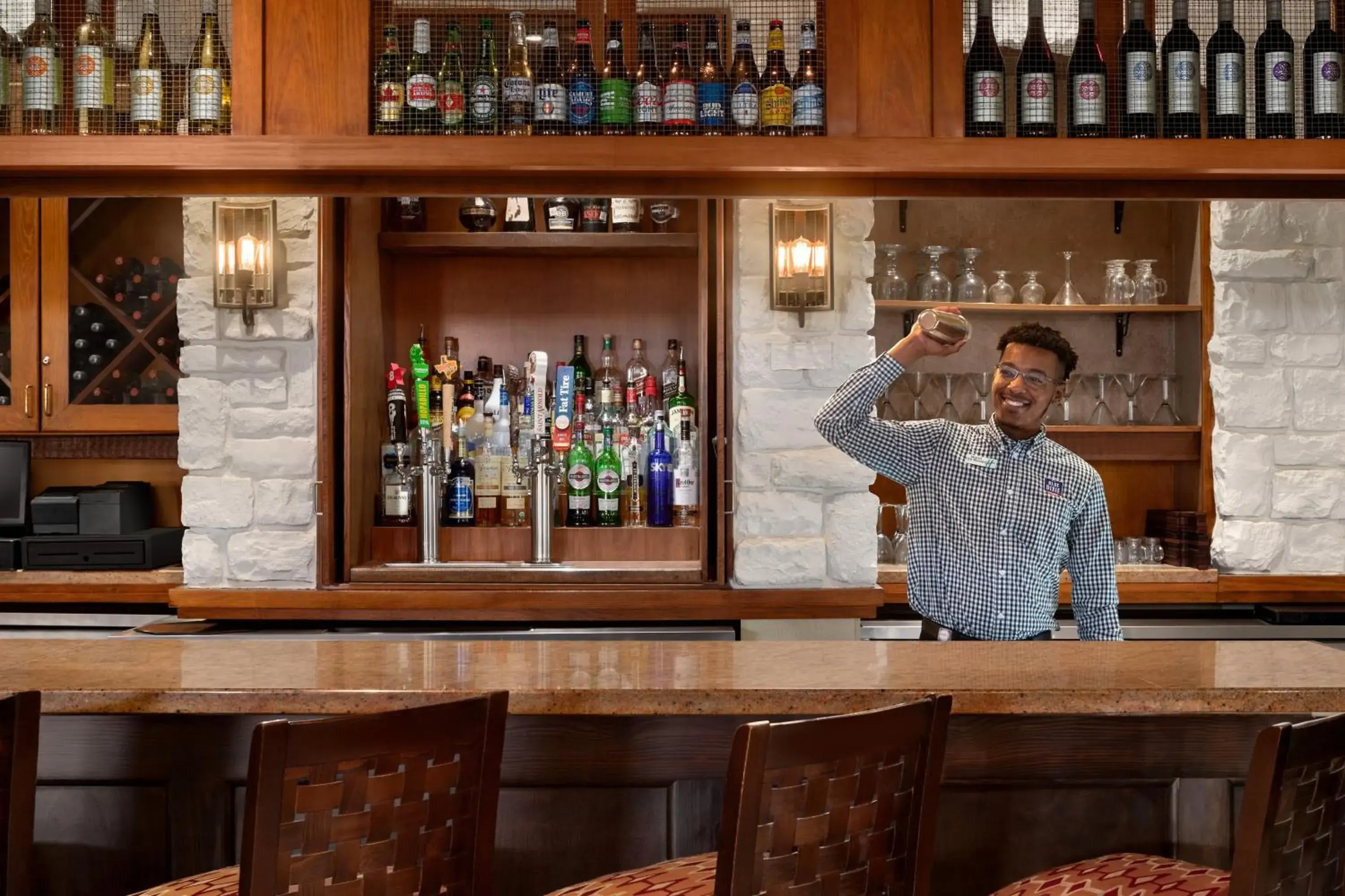 Restaurant/places to eat in Holiday Inn Houston Intercontinental Airport by IHG Restaurant/places to eat in Holiday Inn Houston Intercontinental Airport by IHG