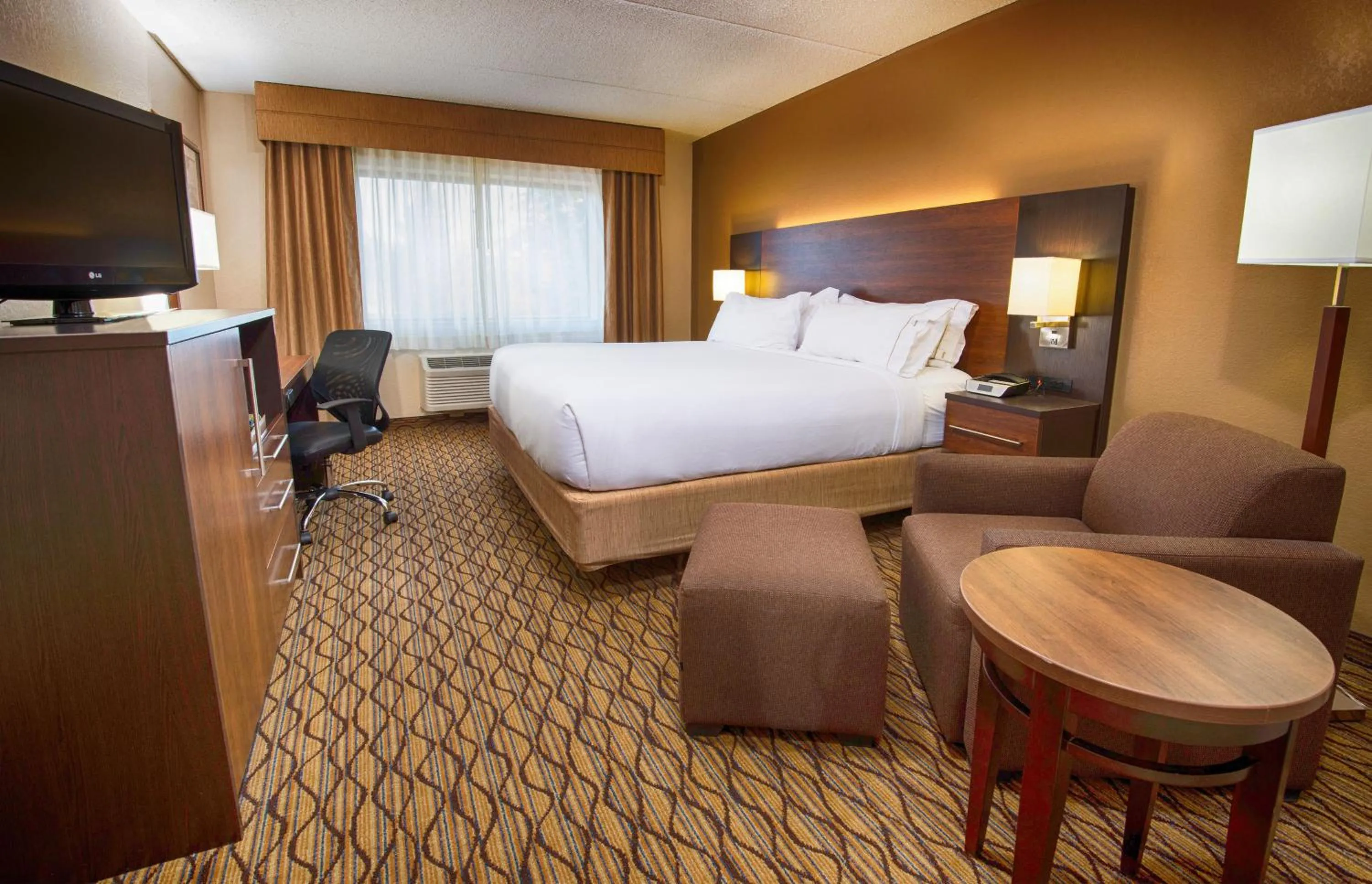 Photo of the whole room, Bed in Holiday Inn Express Grand Canyon, an IHG Hotel