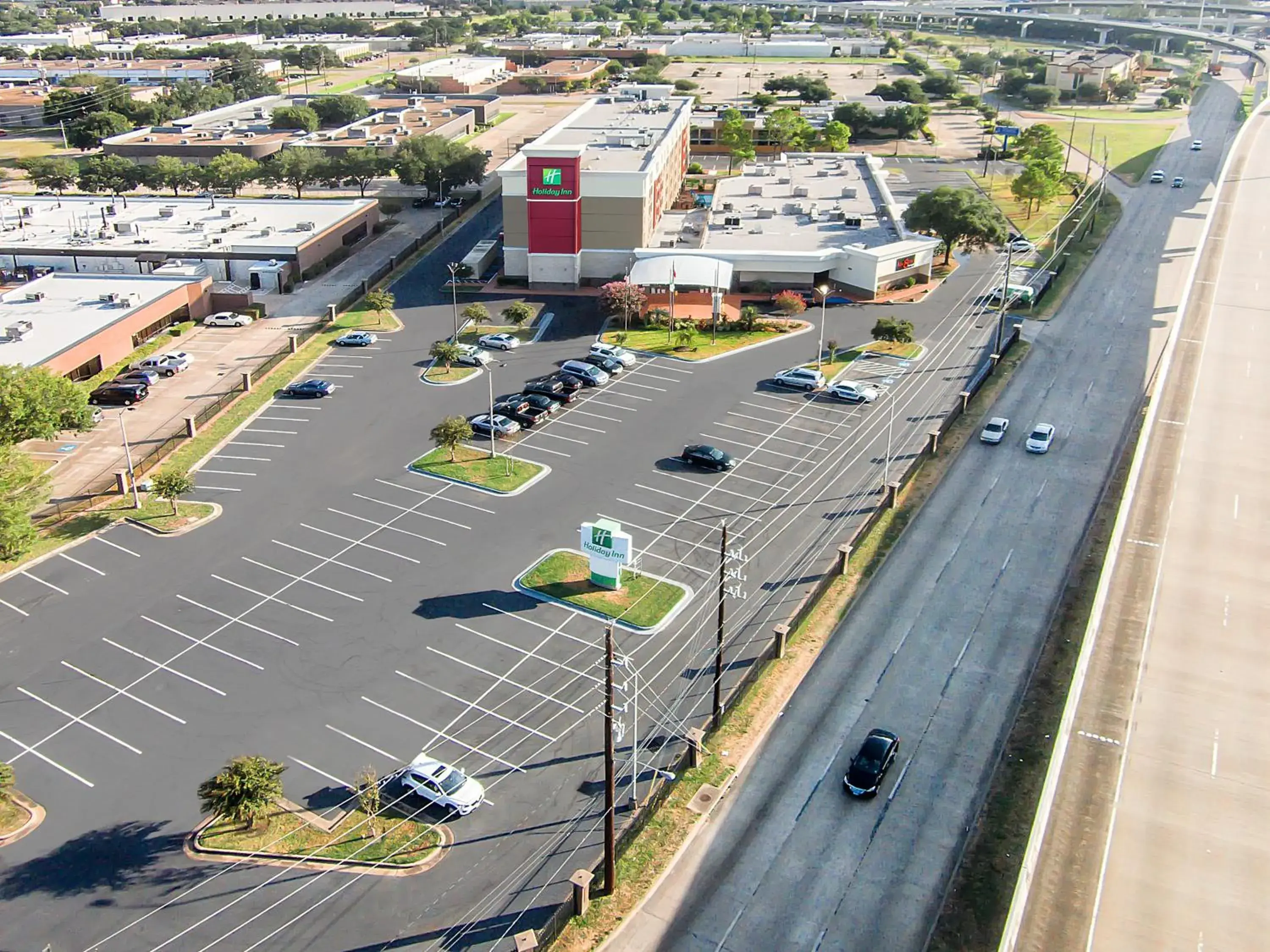 Property building in Holiday Inn Houston SW-Near Sugar Land, an IHG Hotel Property building in Holiday Inn Houston SW-Near Sugar Land, an IHG Hotel