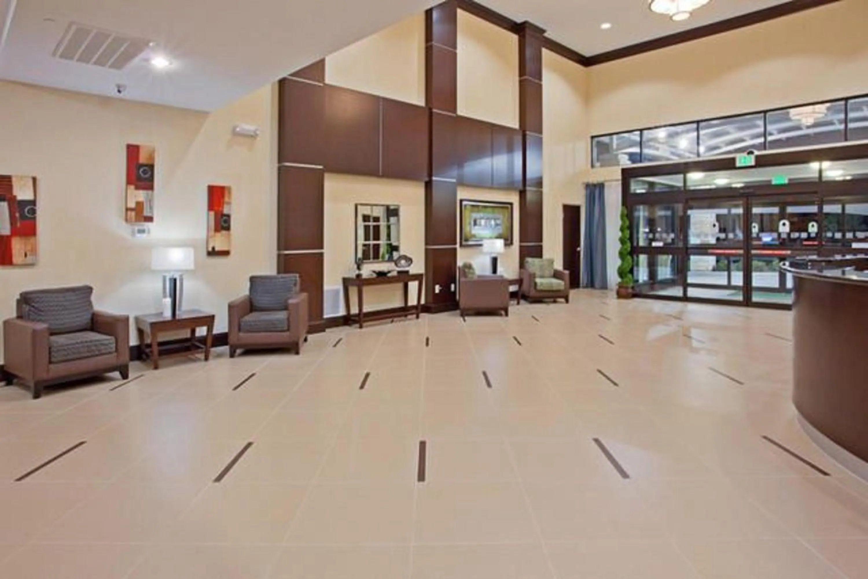 Lobby or reception in Holiday Inn Hou Energy Corridor Eldridge by IHG