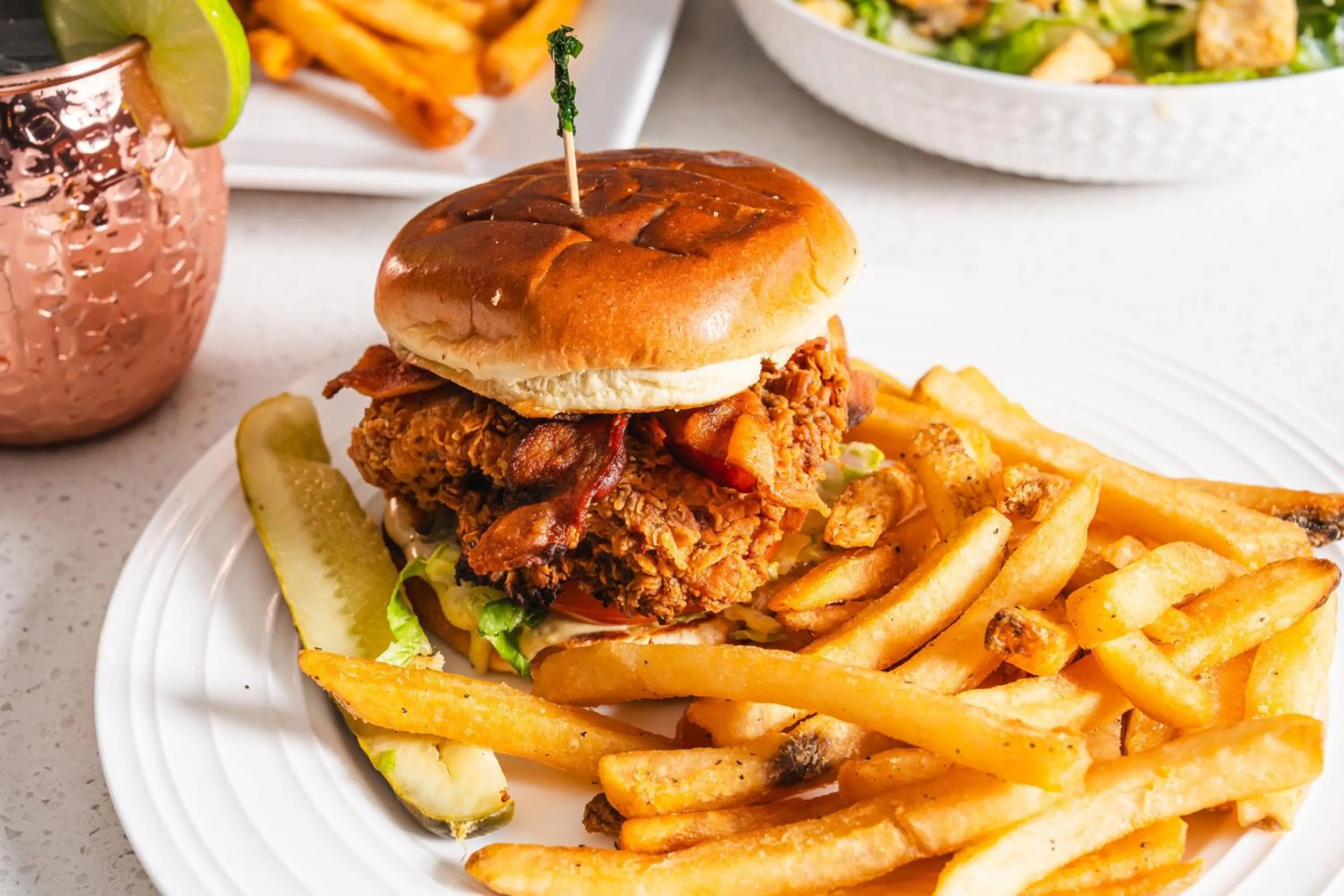 Restaurant/places to eat in Holiday Inn Hou Energy Corridor Eldridge by IHG