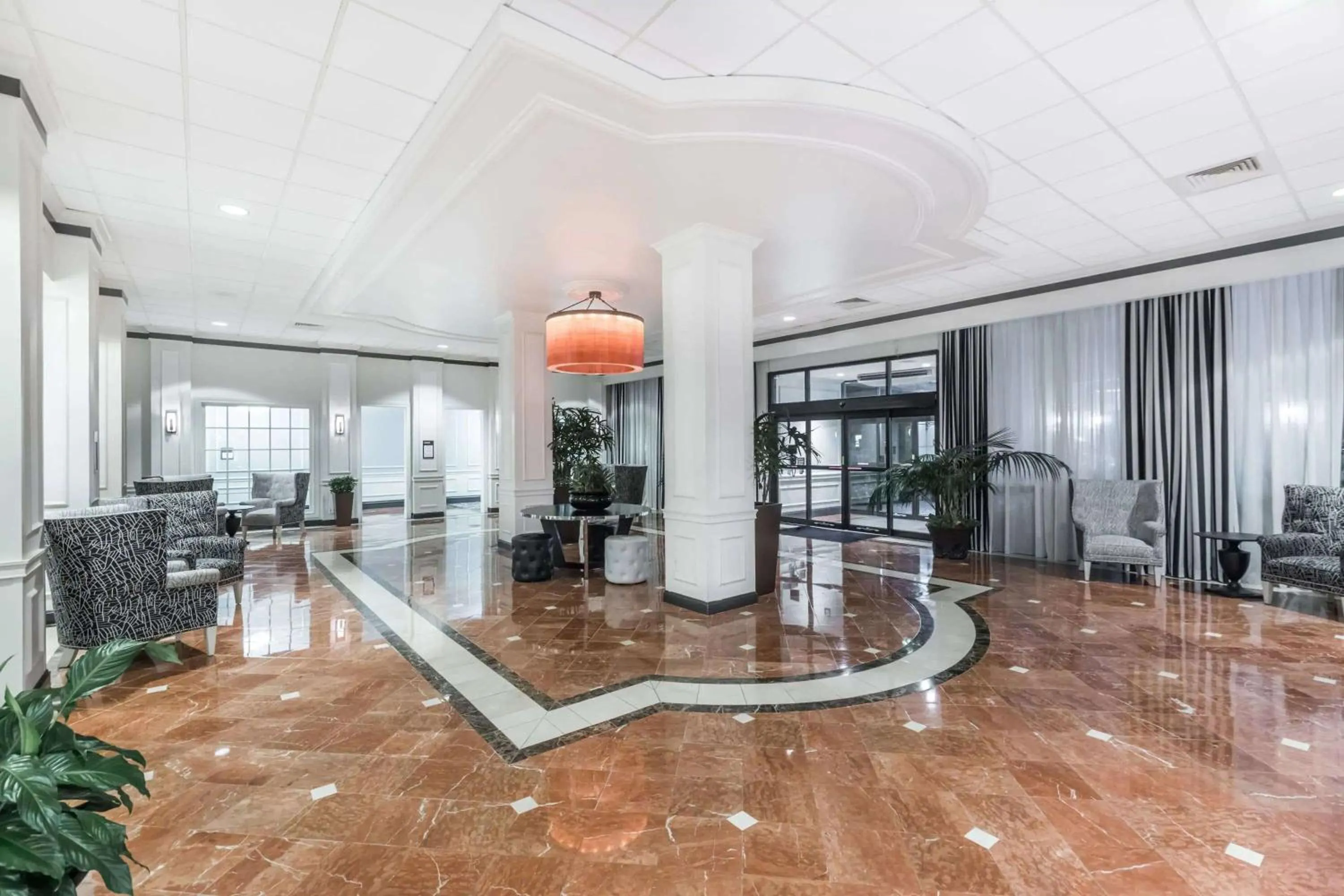 Lobby or reception in Sonesta Atlanta Northwest Galleria - Marietta