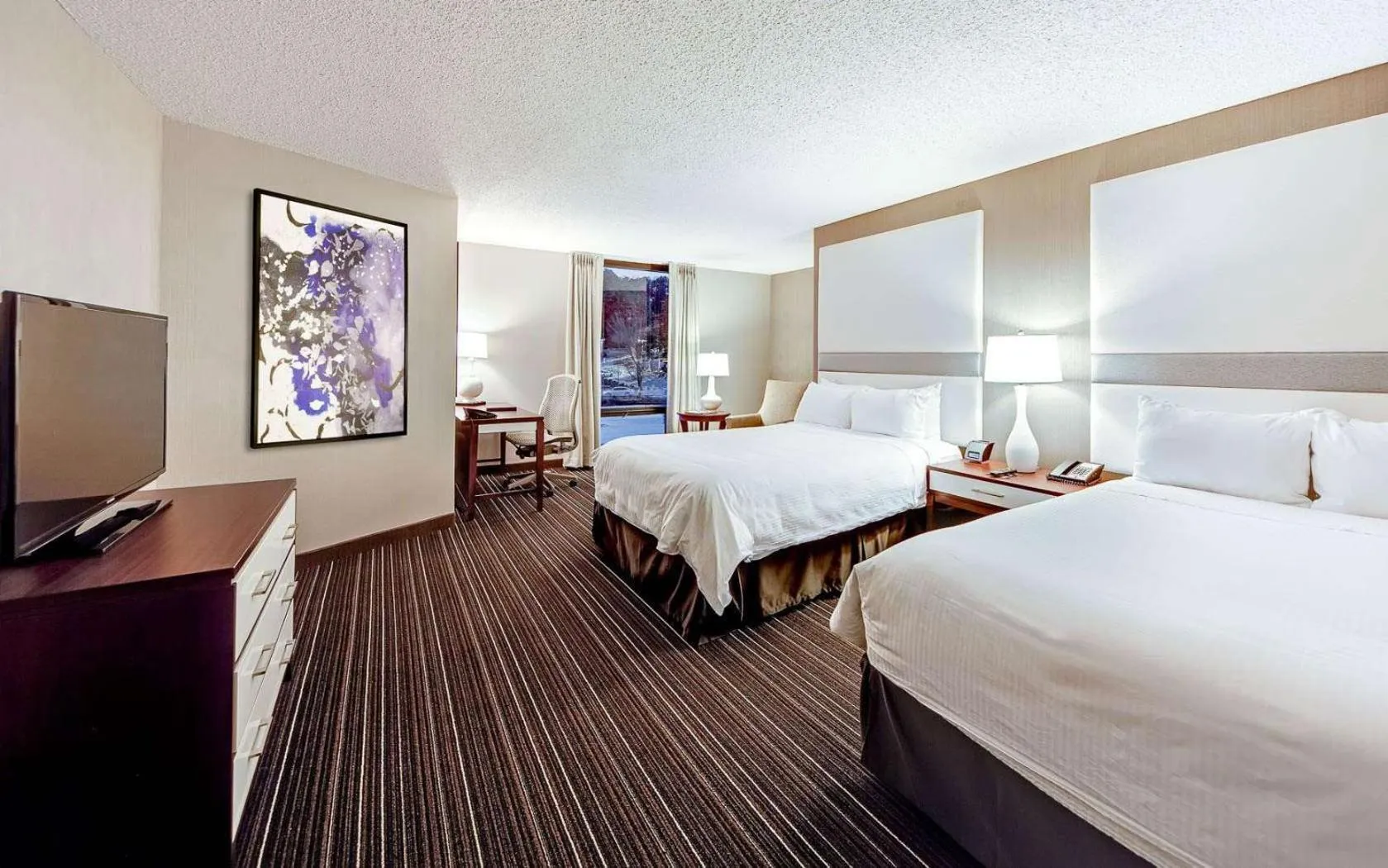 Bedroom, Bed in Sonesta Atlanta Northwest Galleria - Marietta