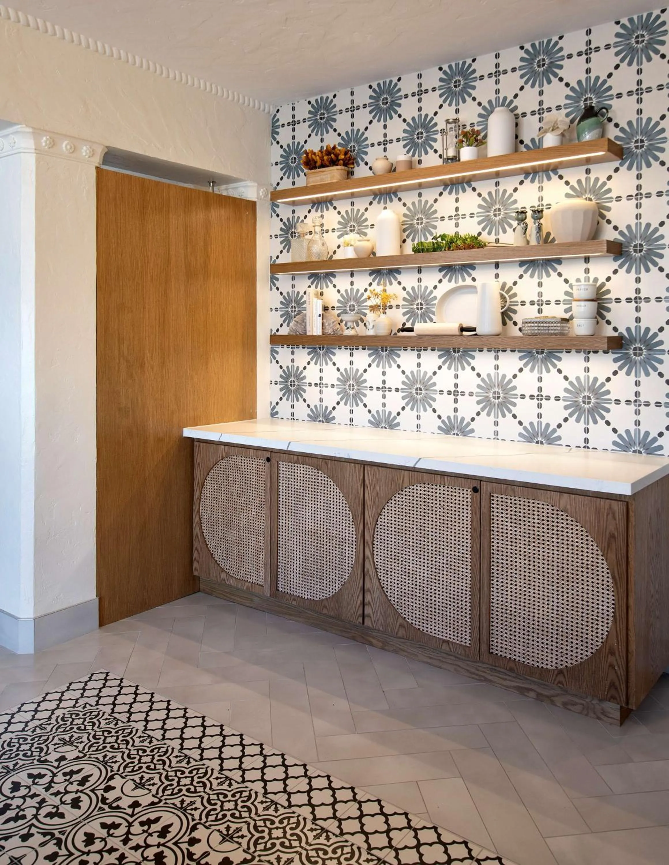 Lobby or reception in Hotel Virginia Santa Barbara, Tapestry Collection by Hilton