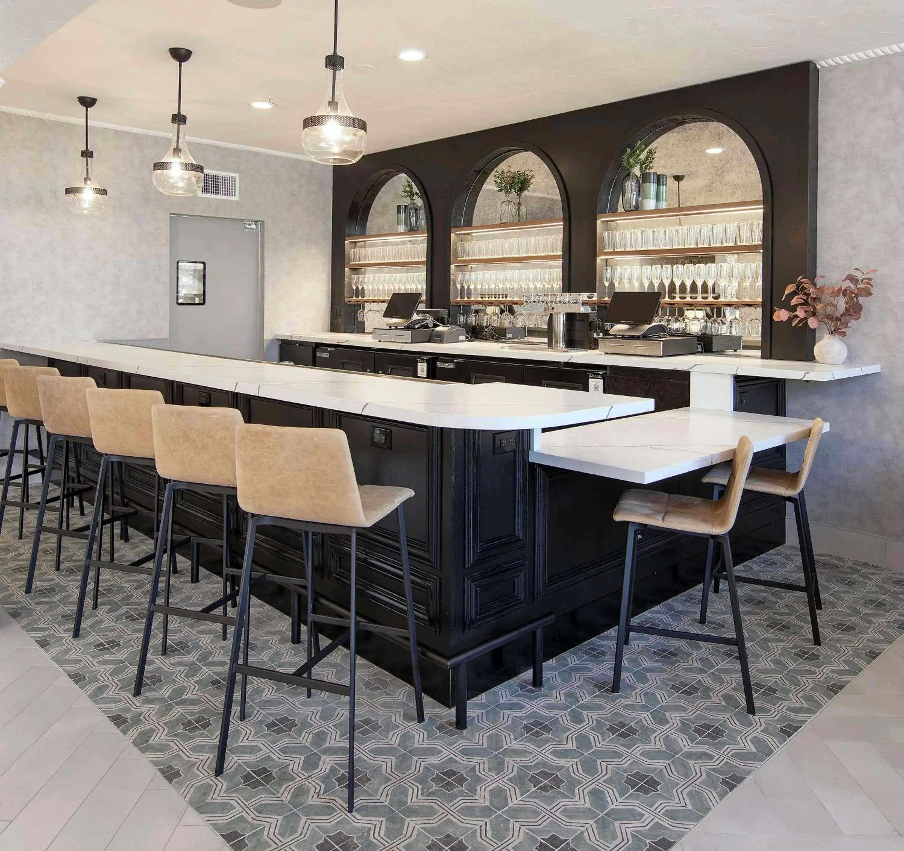 Lounge or bar in Hotel Virginia Santa Barbara, Tapestry Collection by Hilton Lounge or bar in Hotel Virginia Santa Barbara, Tapestry Collection by Hilton