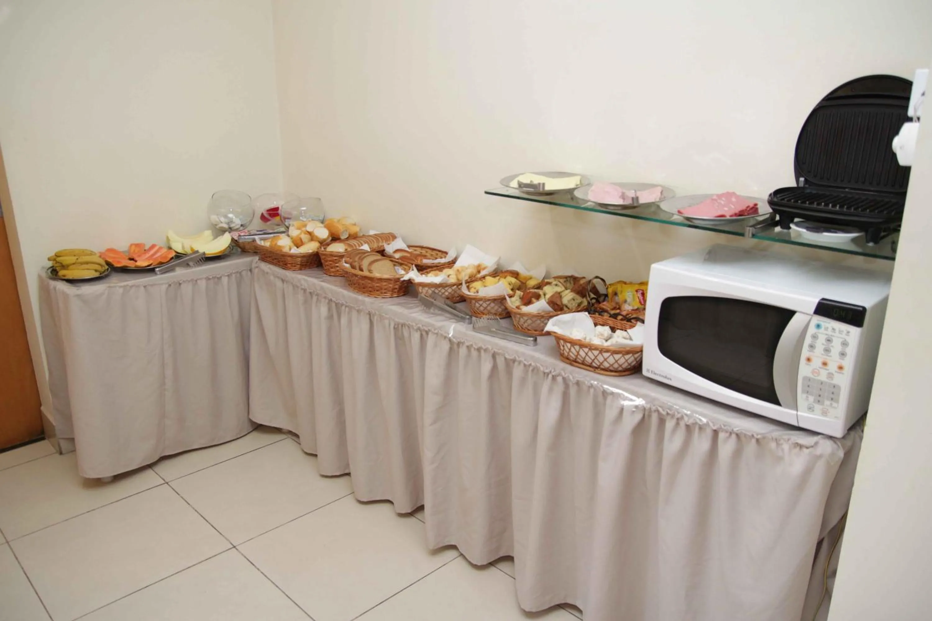 Breakfast in Fragata Apart Hotel