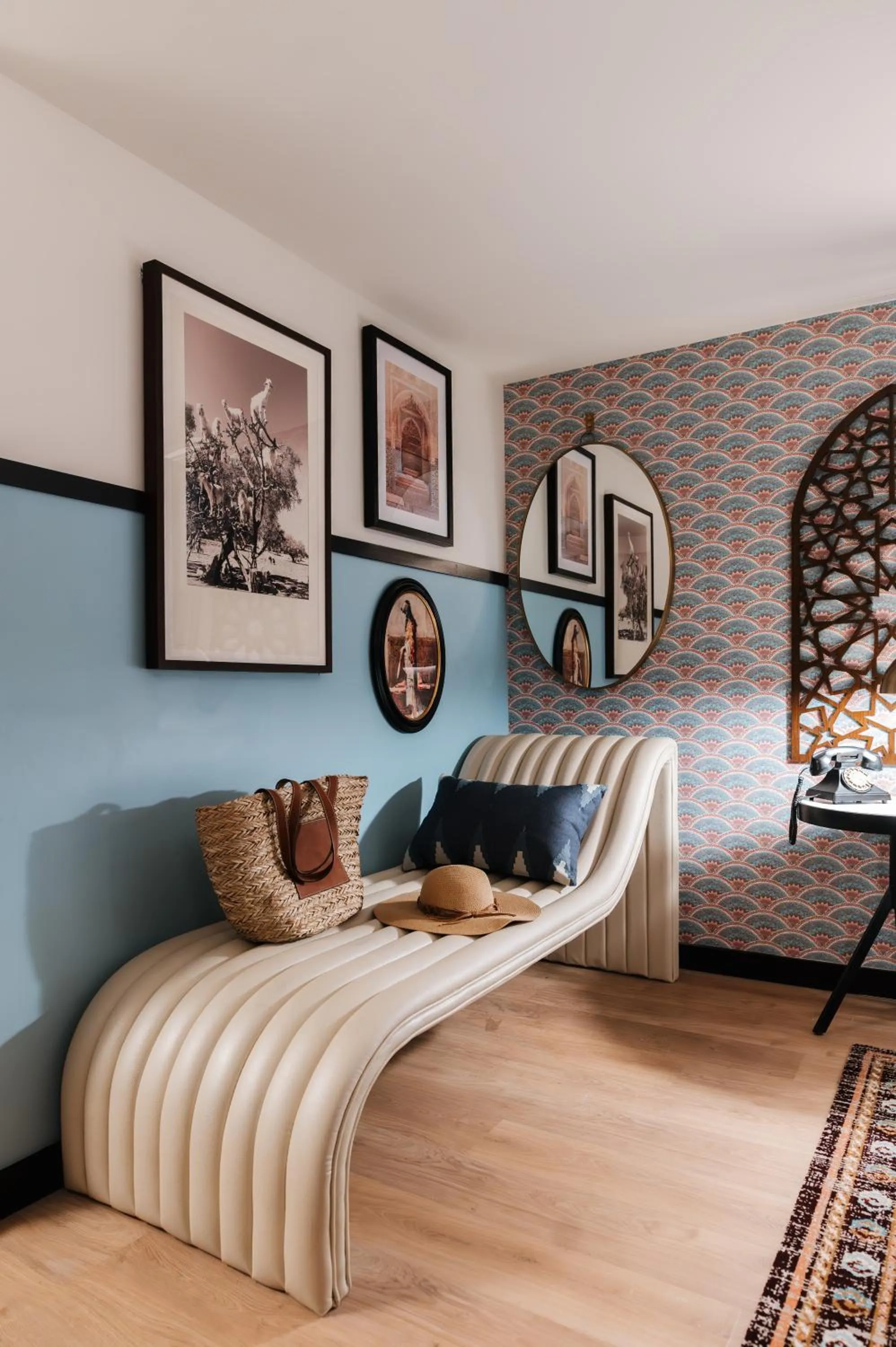 Seating area, Bed in UNCOMMONER HOTEL by Reverie Boutique Collection