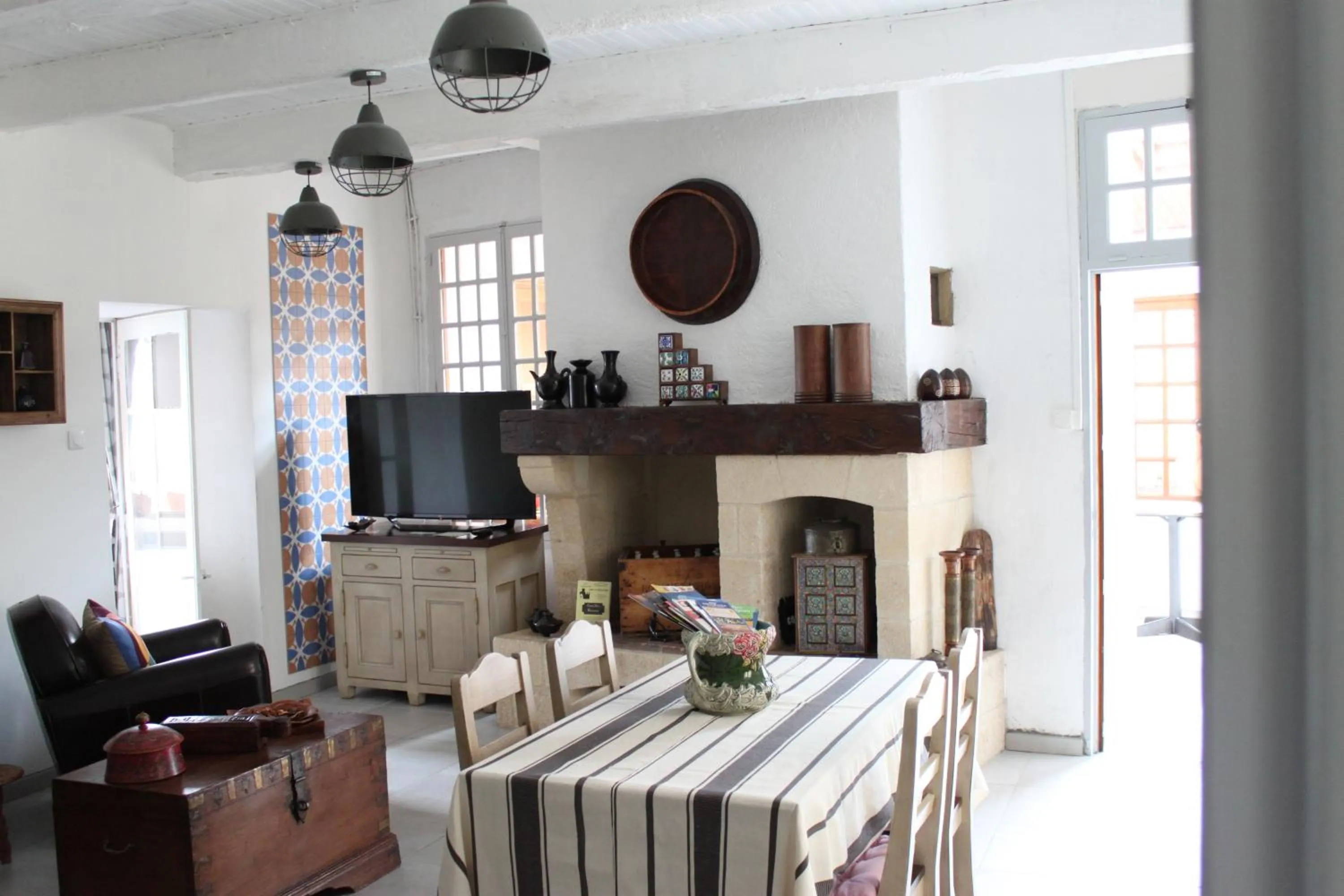 Living room in D'Ici et D'Ailleurs