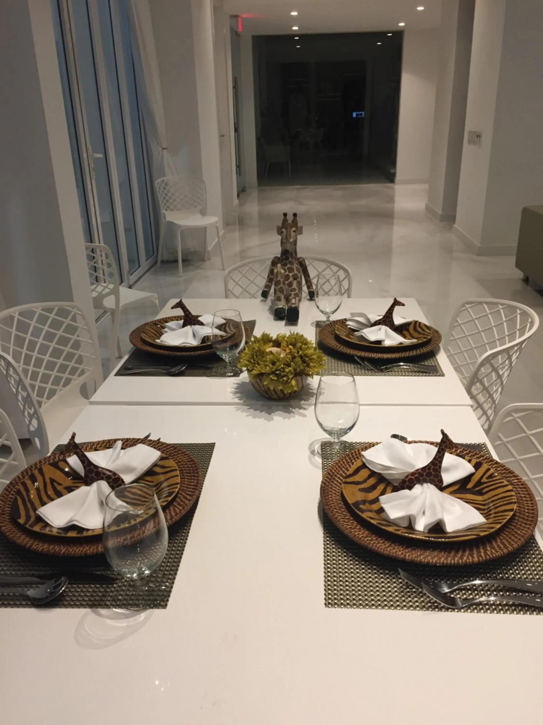 Food and drinks in Ocean Z Boutique Hotel