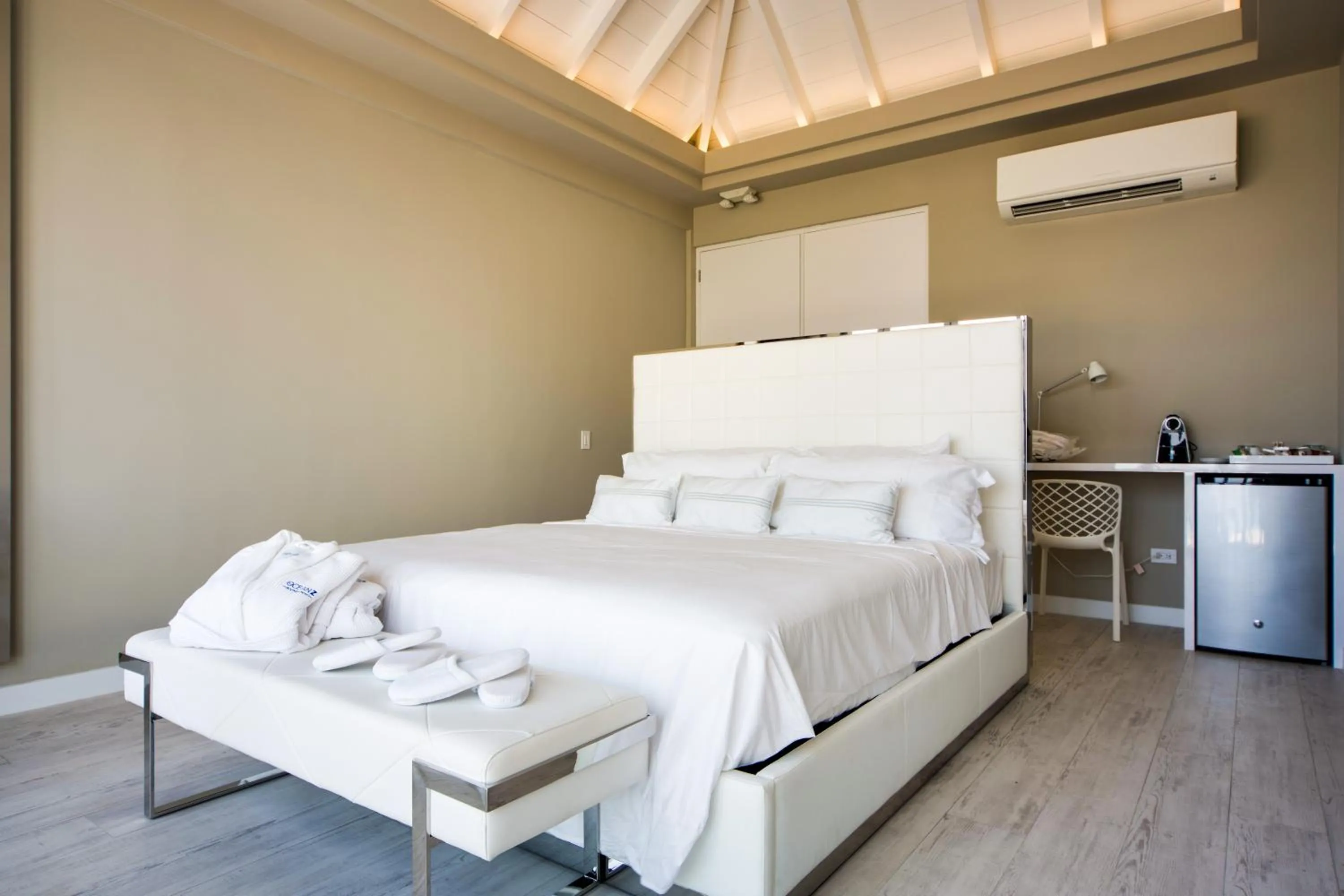 Bed in Ocean Z Boutique Hotel