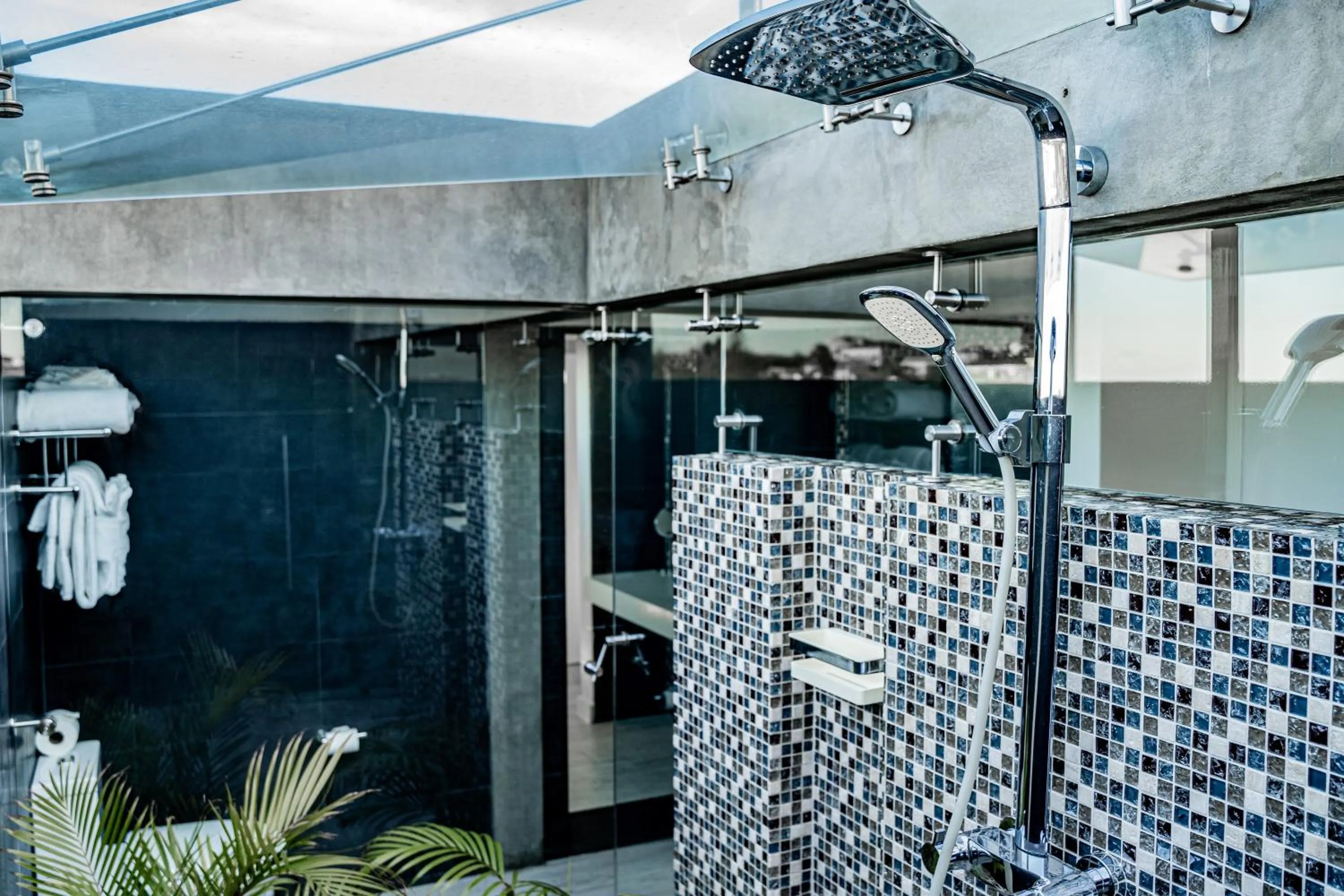 Shower in Ocean Z Boutique Hotel