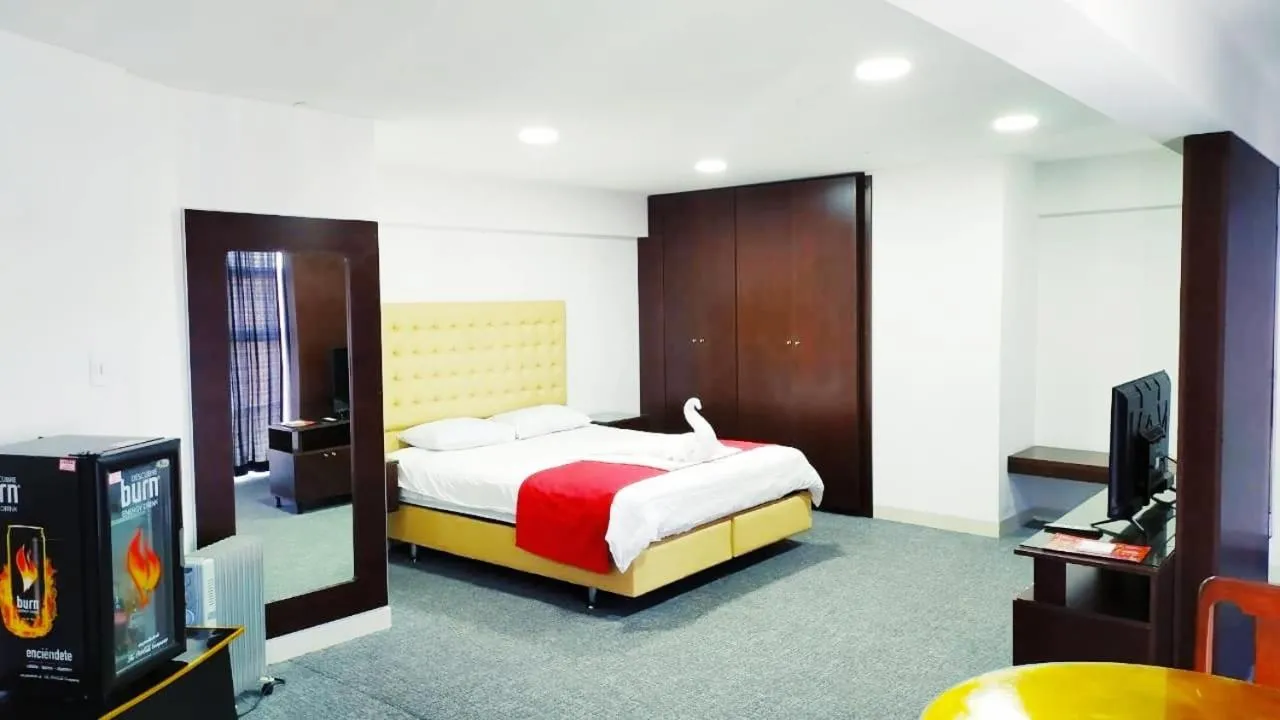 Bed in Hotel Alexander