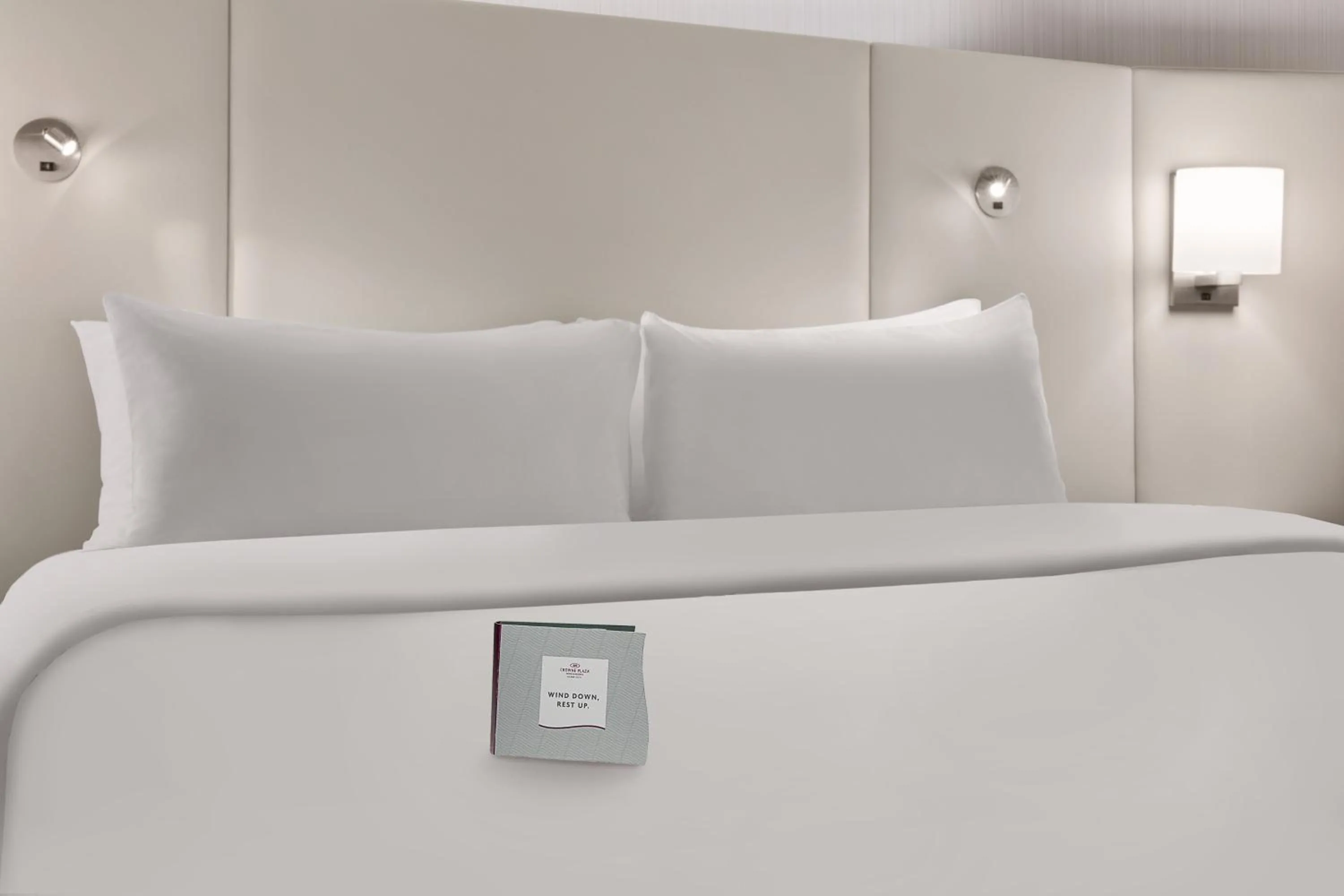 Bed in Crowne Plaza Atlanta Perimeter at Ravinia by IHG