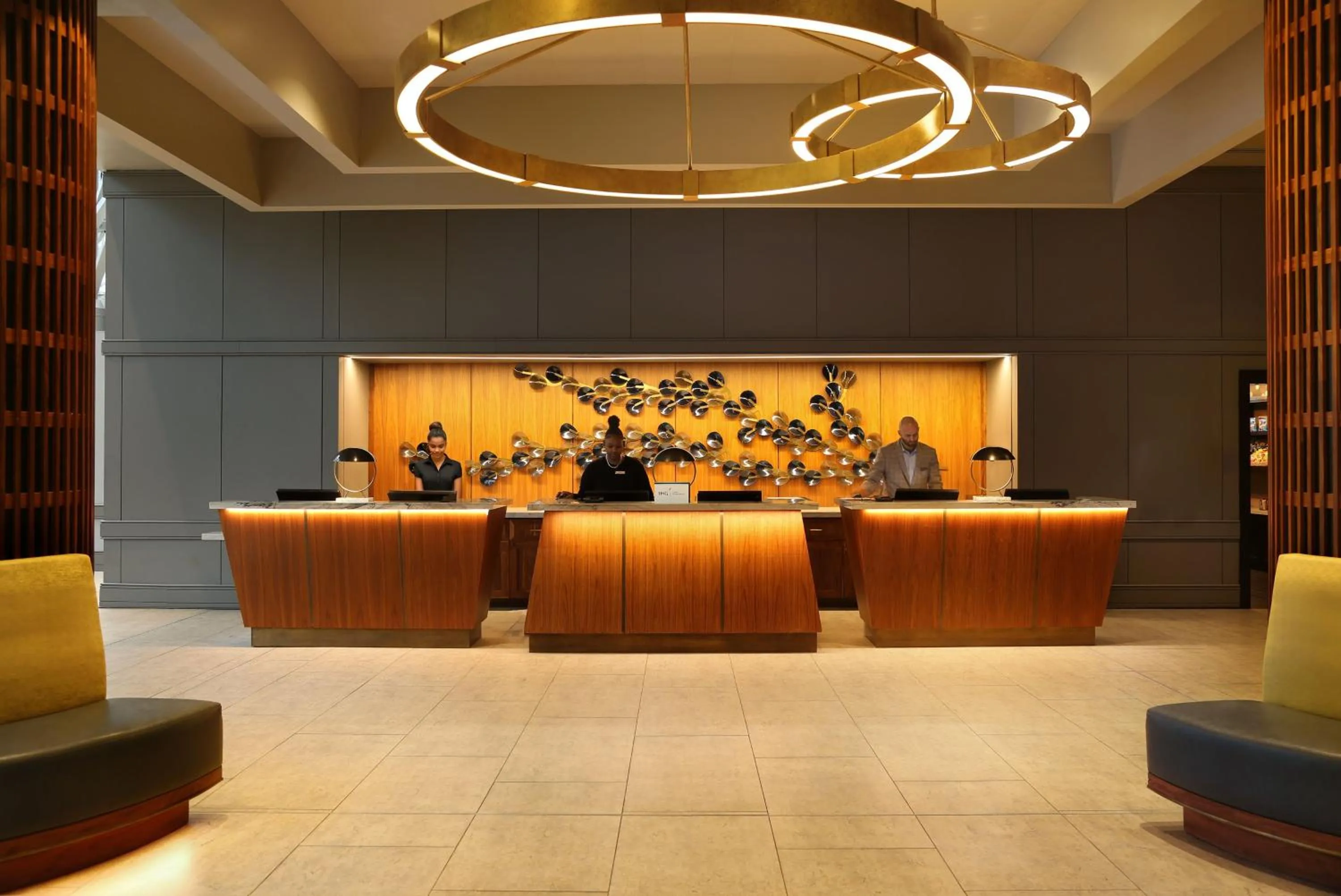 Property building in Crowne Plaza Atlanta Perimeter at Ravinia by IHG