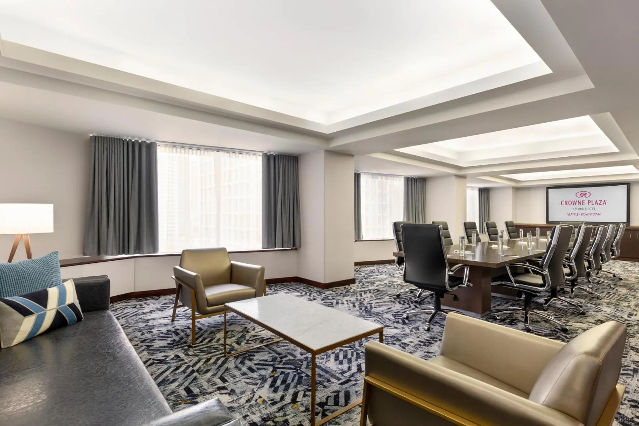 Meeting/conference room in Crowne Plaza Seattle Newly Renovated with No Resort Fee