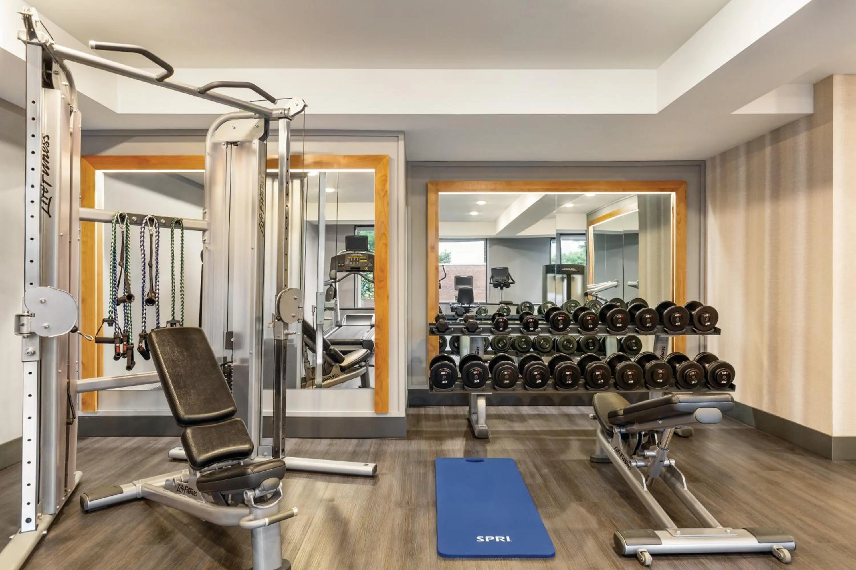 Fitness centre/facilities in Crowne Plaza Seattle Newly Renovated with No Resort Fee