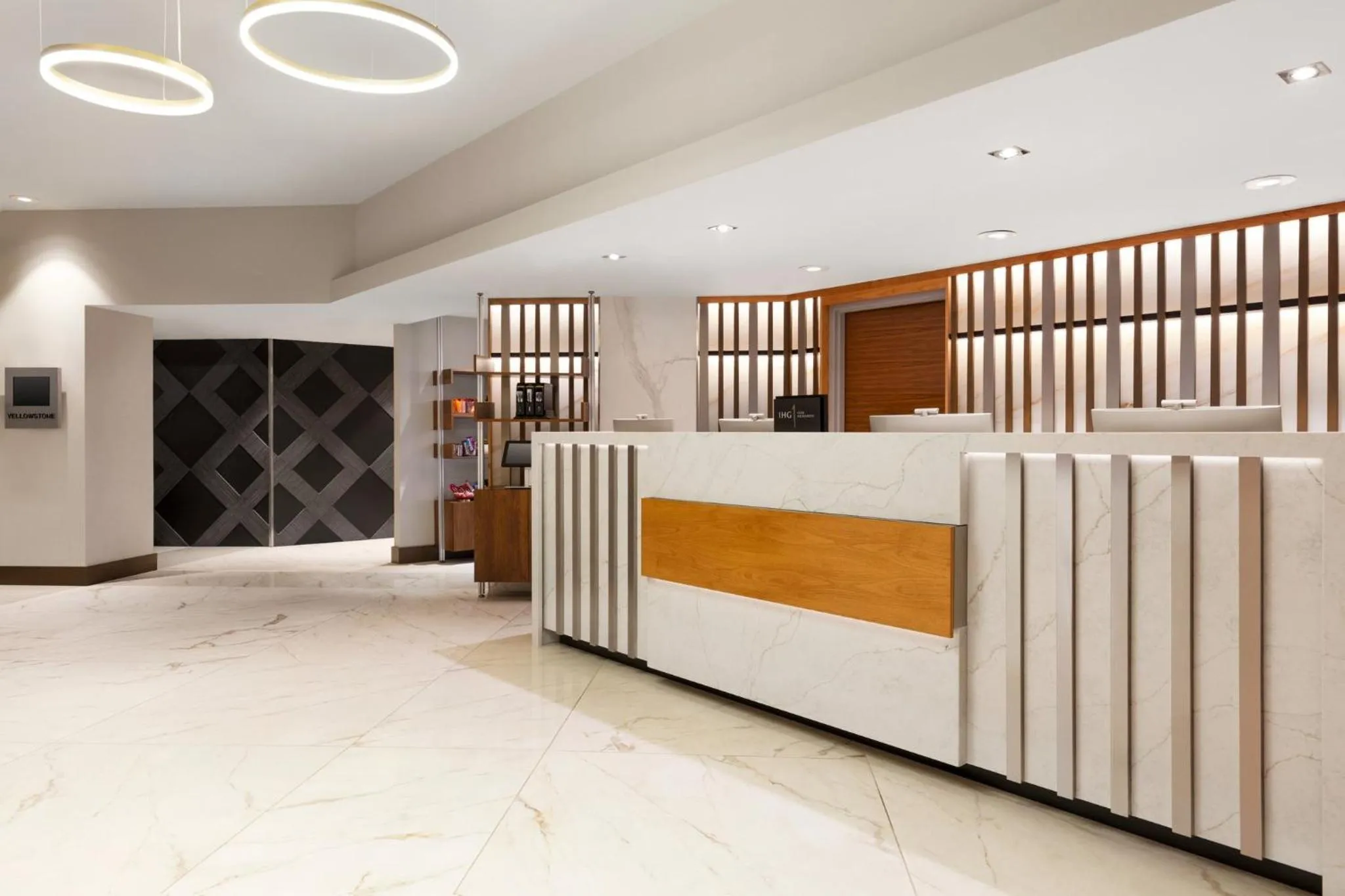 Property building in Crowne Plaza Seattle Newly Renovated with No Resort Fee