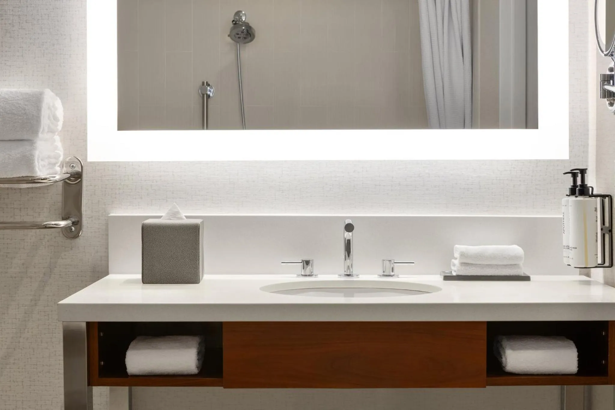 Bathroom in Crowne Plaza Seattle Newly Renovated with No Resort Fee