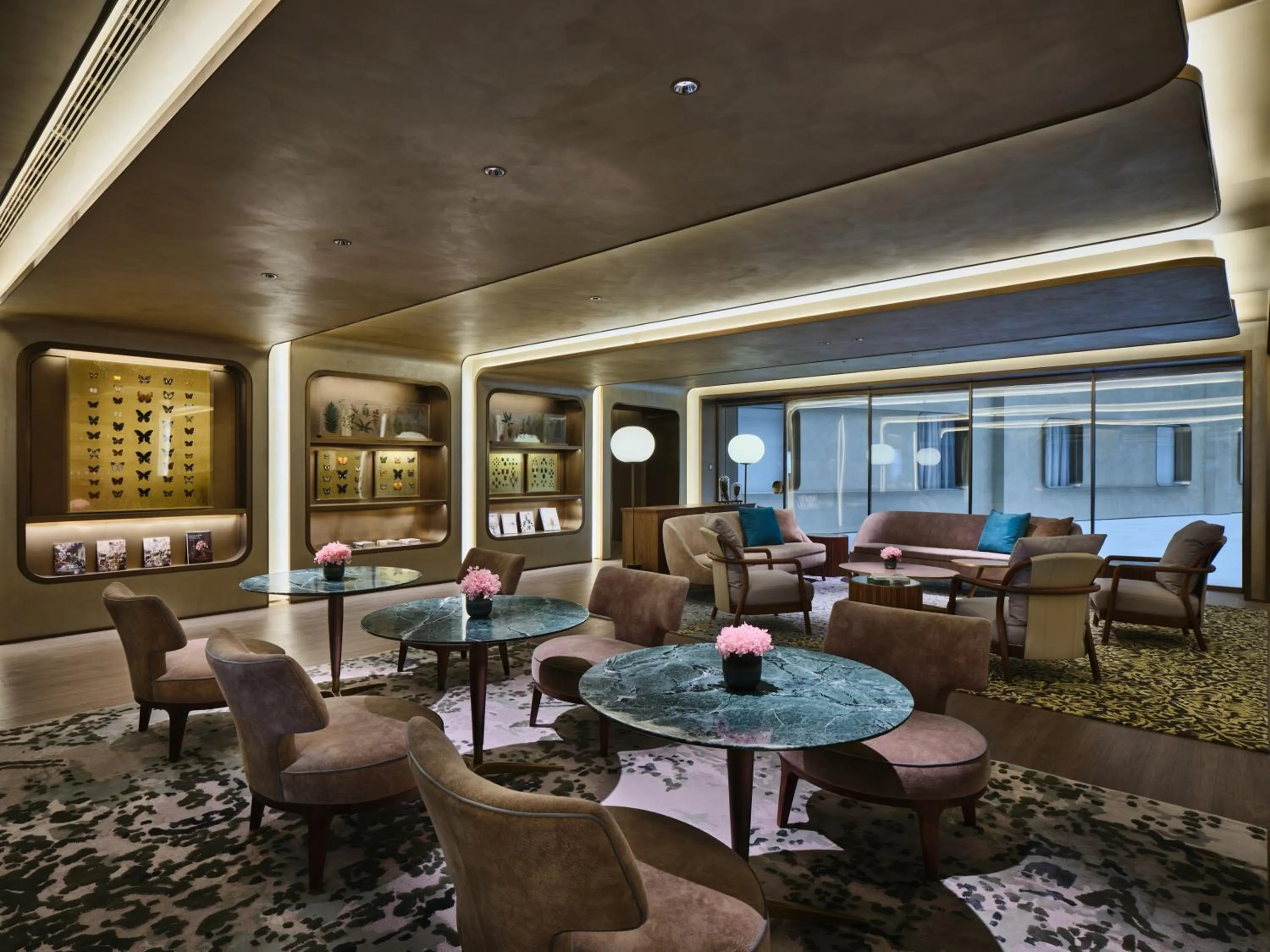 Seating area in Blossom House Shanghai On The Bund