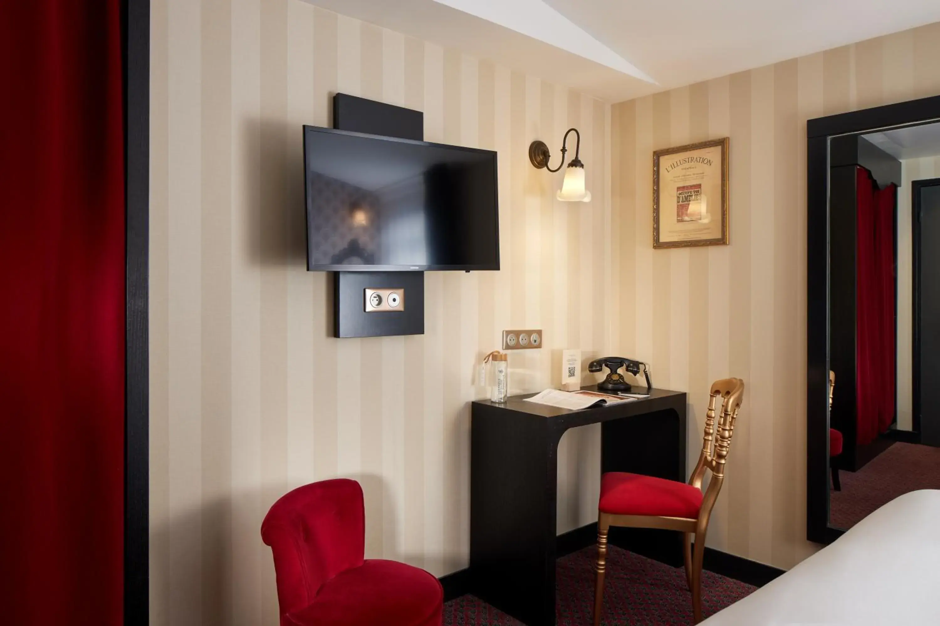 Bed in Hotel Les Théâtres Bed in Hotel Les Théâtres