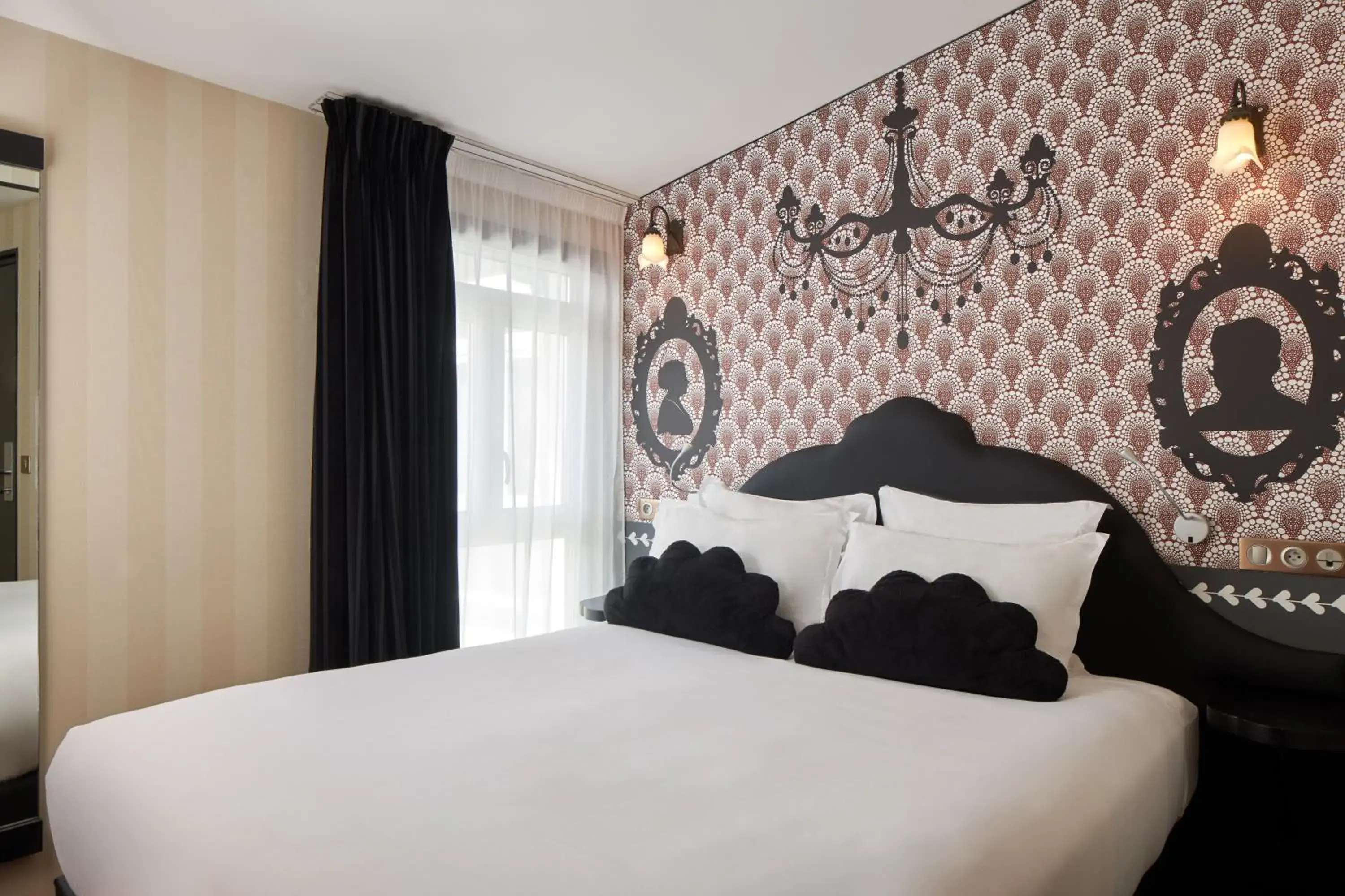 Bed in Hotel Les Théâtres Bed in Hotel Les Théâtres