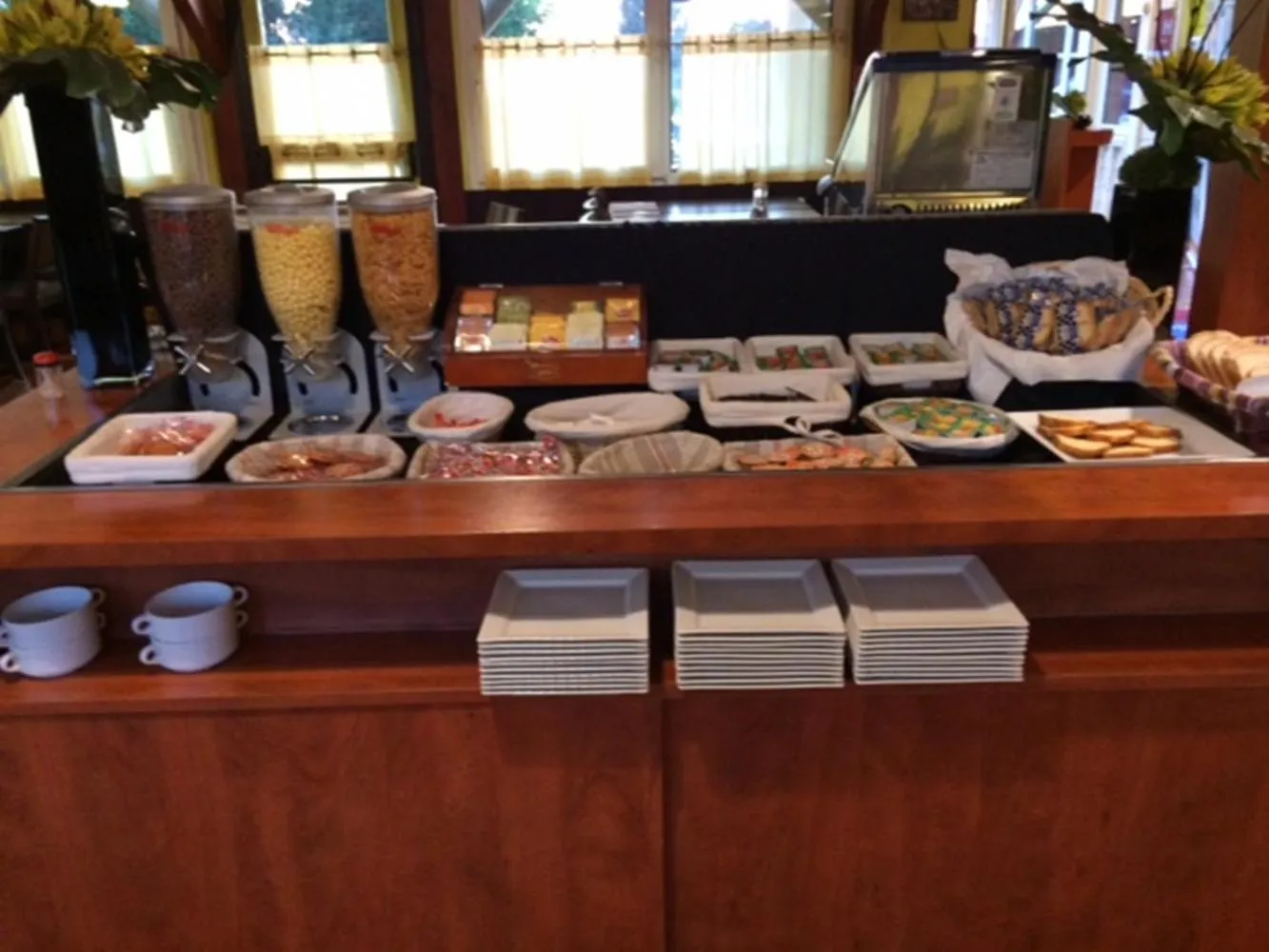 Breakfast in Sky Hotel Goussainville Charles de Gaulle