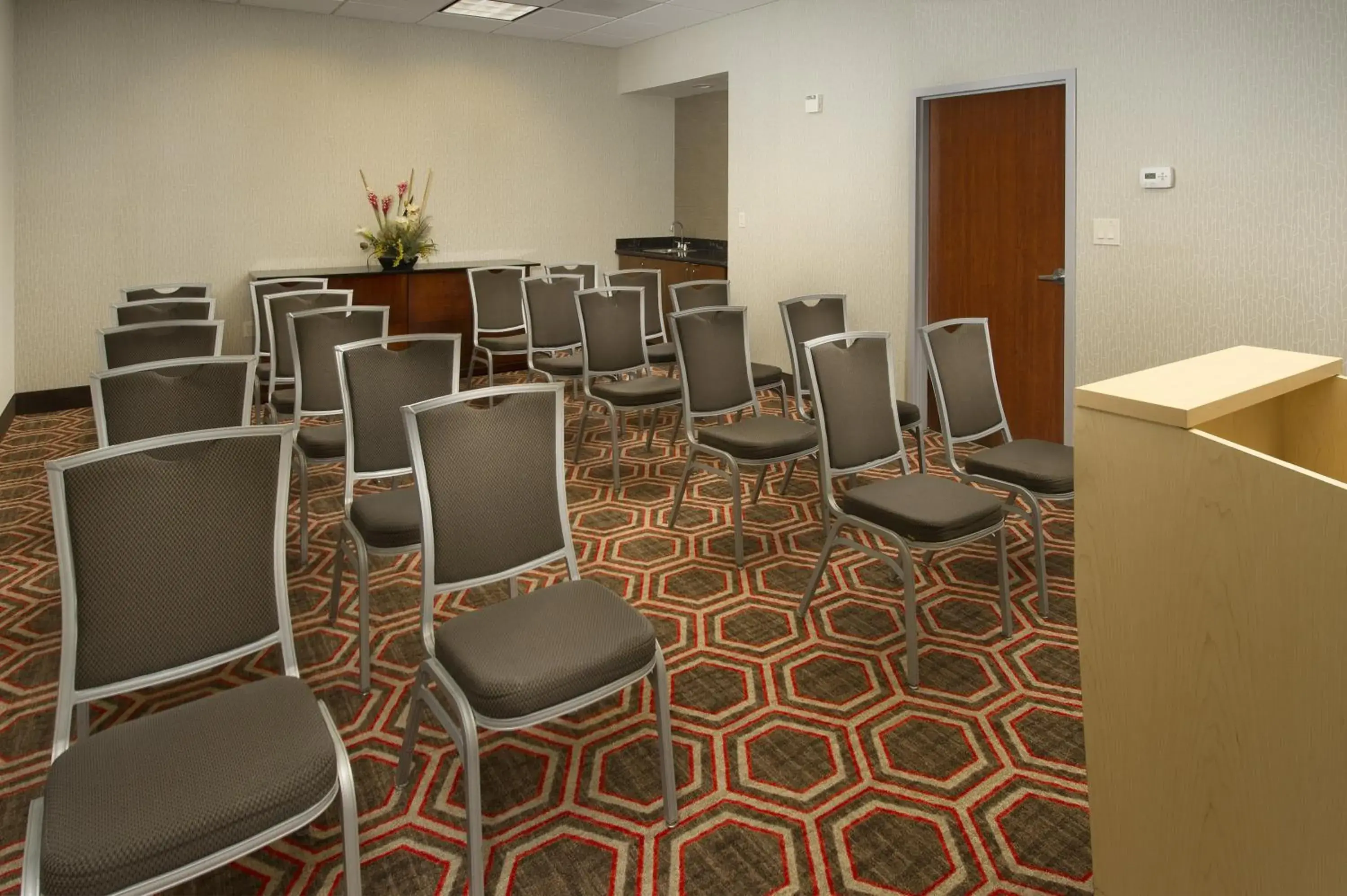 Meeting/conference room in Holiday Inn Express Baltimore At The Stadiums, an IHG Hotel