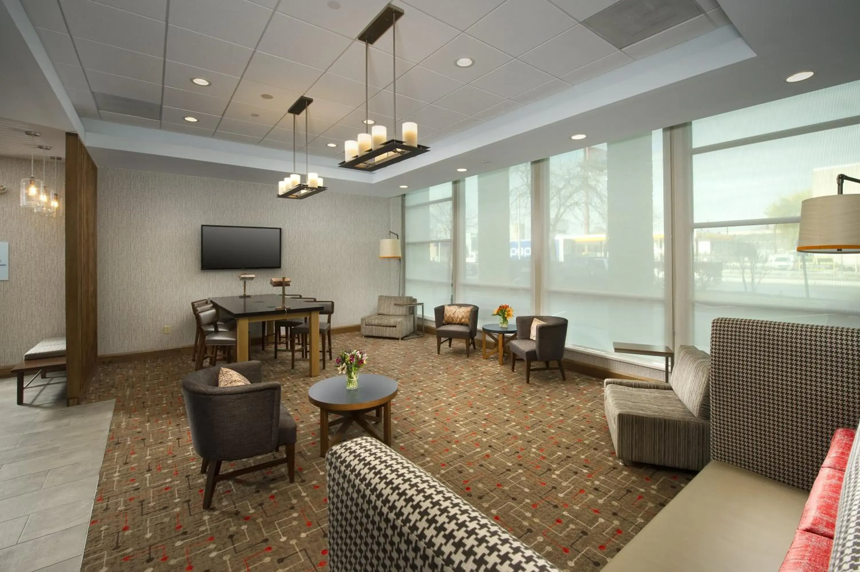 Lobby or reception in Holiday Inn Express Baltimore At The Stadiums, an IHG Hotel