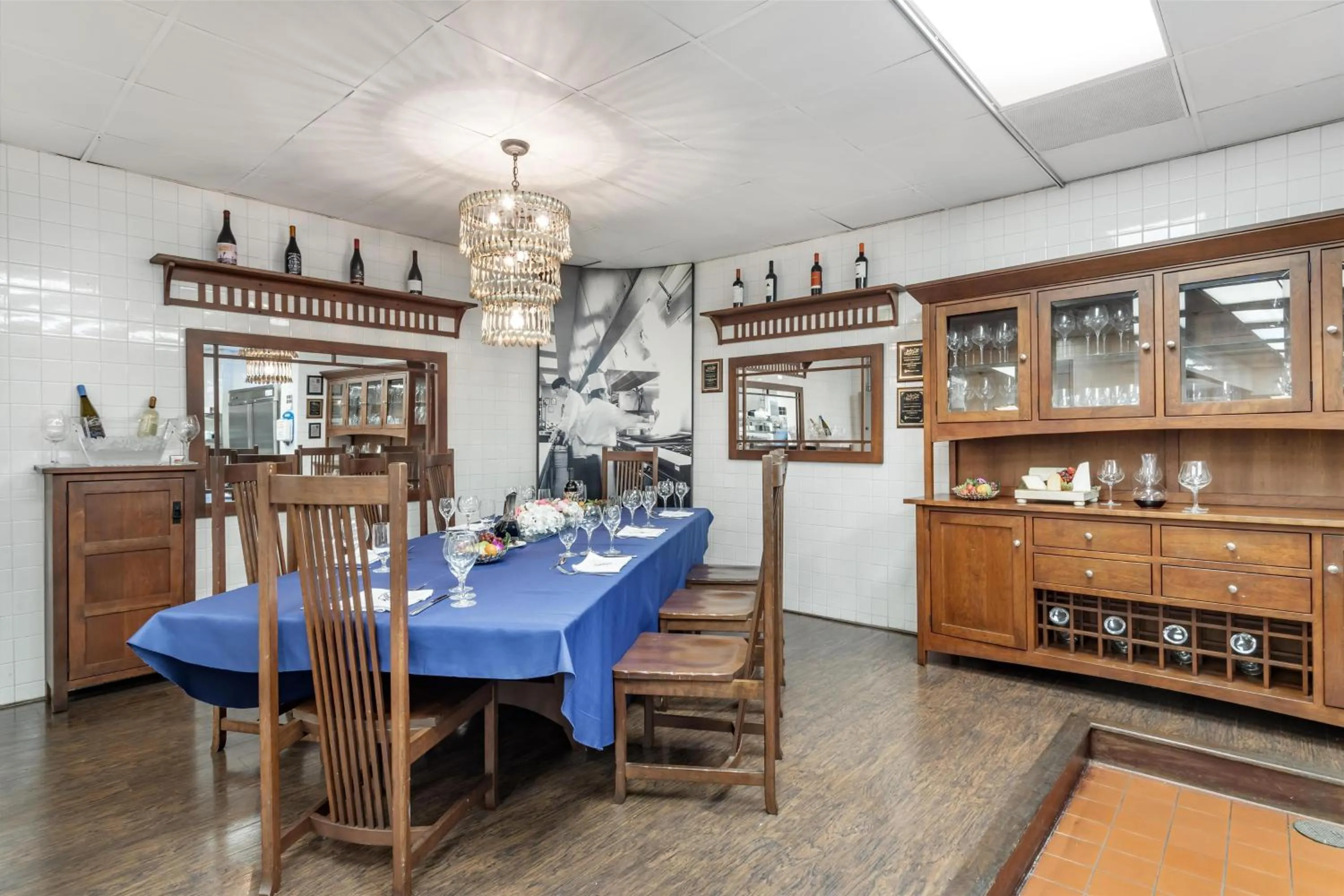 Restaurant/places to eat in The Royal Sonesta Houston Galleria