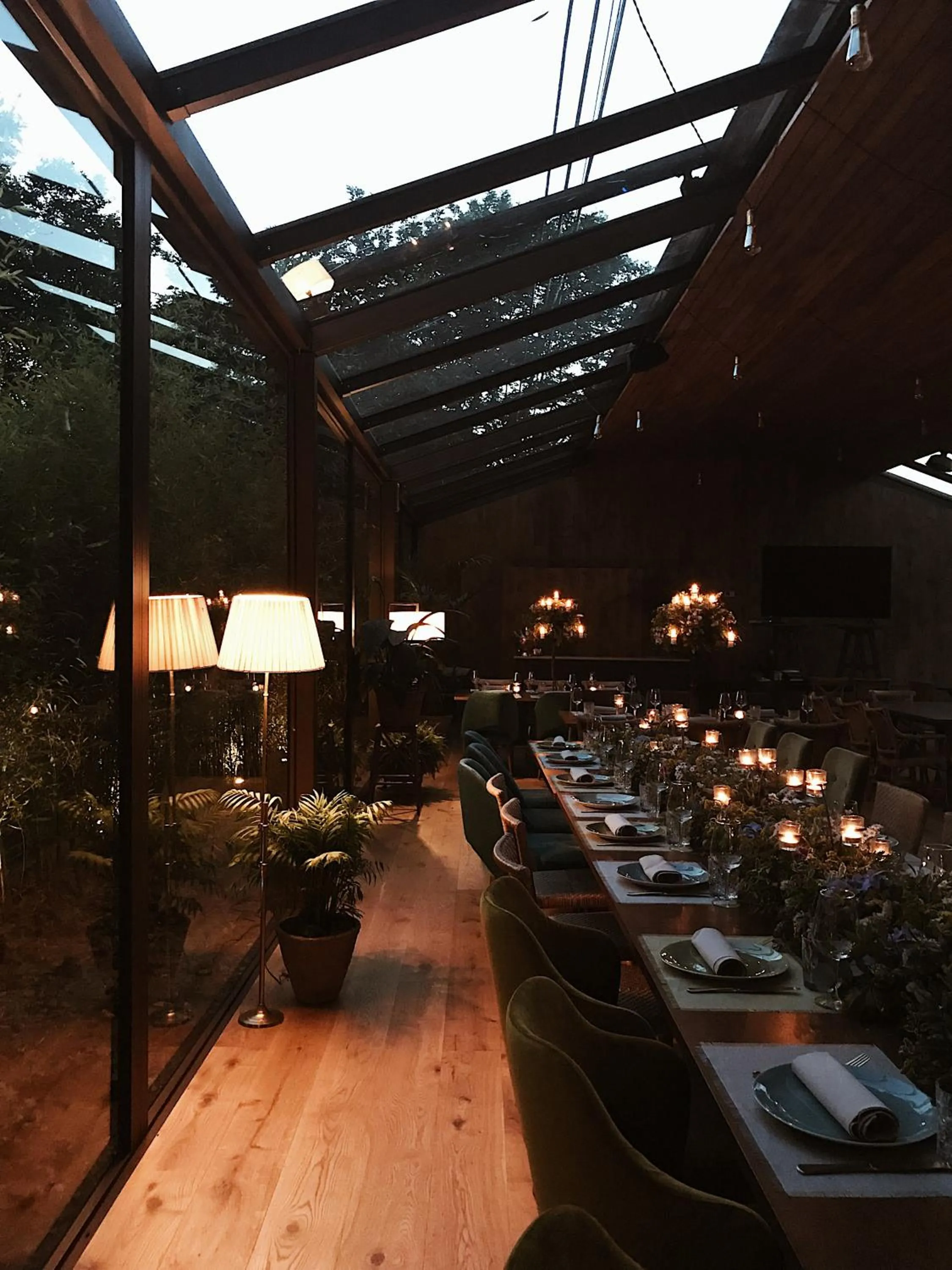 Restaurant/places to eat in Eco Hotel Nos