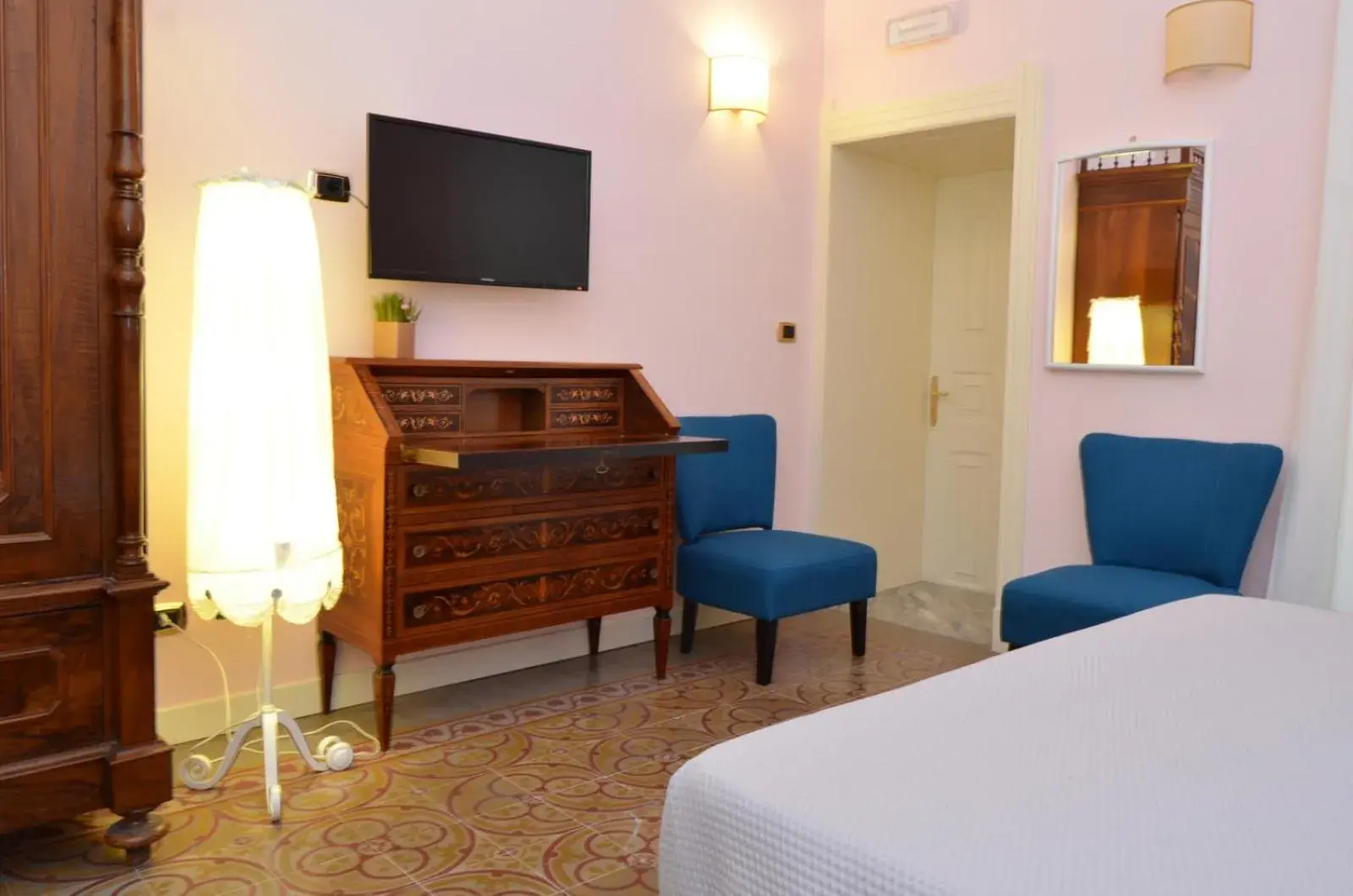 Luxury Quadruple Room in B&B Casa D'alleri Luxury Quadruple Room in B&B Casa D'alleri