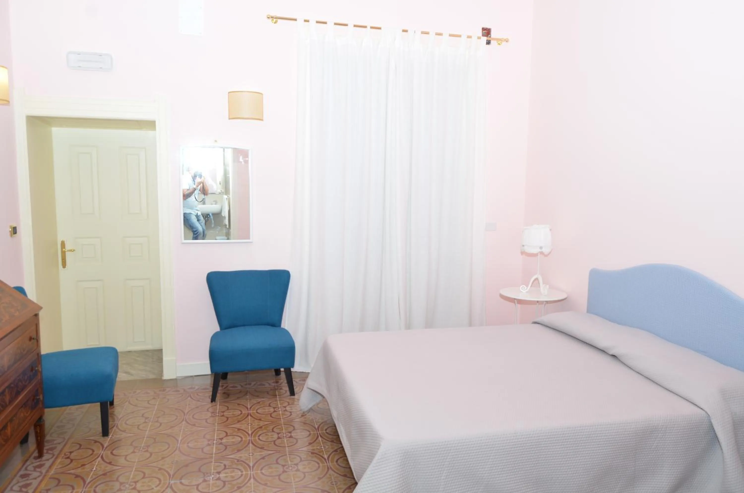 Photo of the whole room, Bed in B&B Casa D'alleri