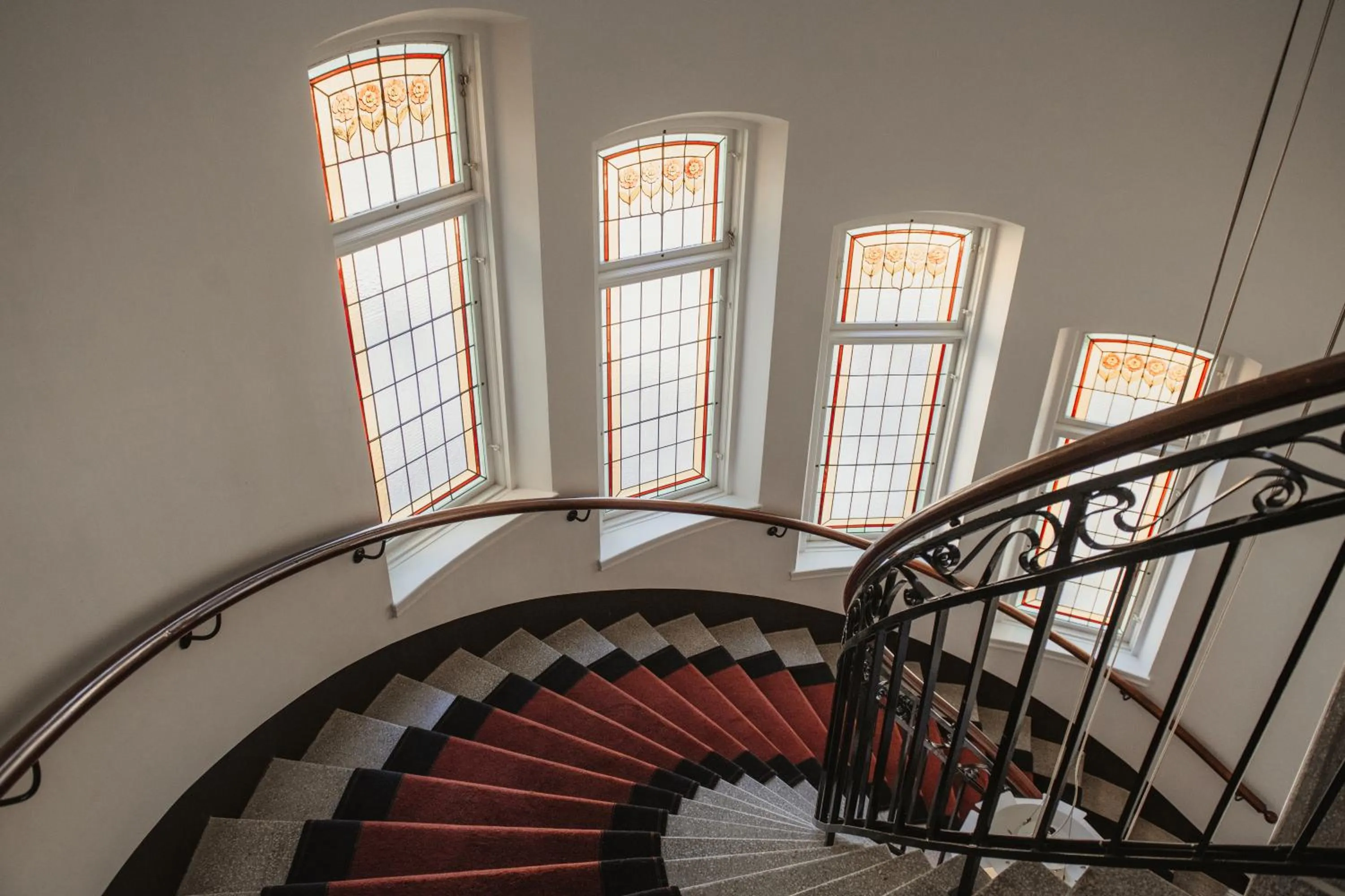 Property building in Home Hotel Post