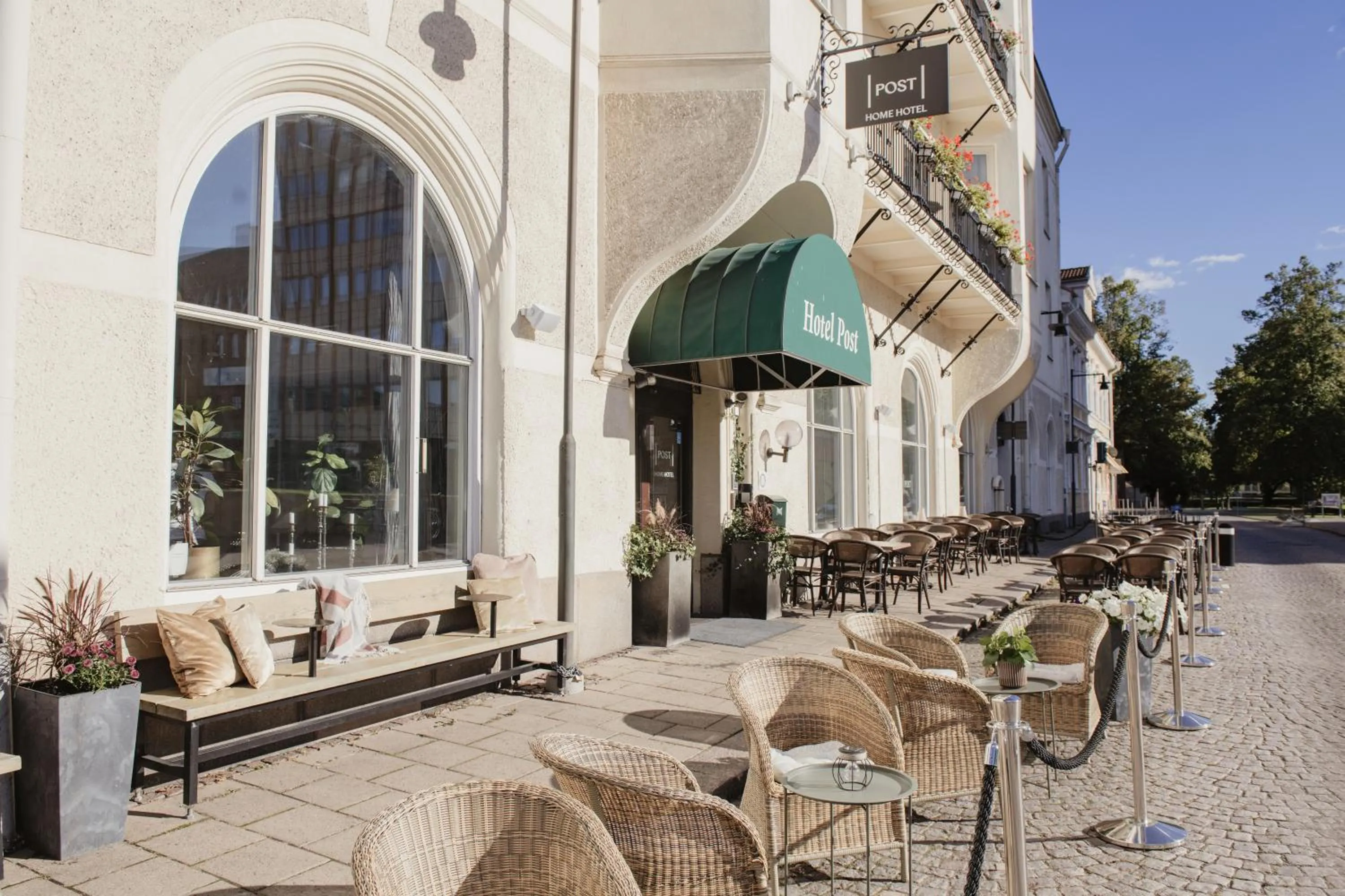 Facade/entrance in Home Hotel Post