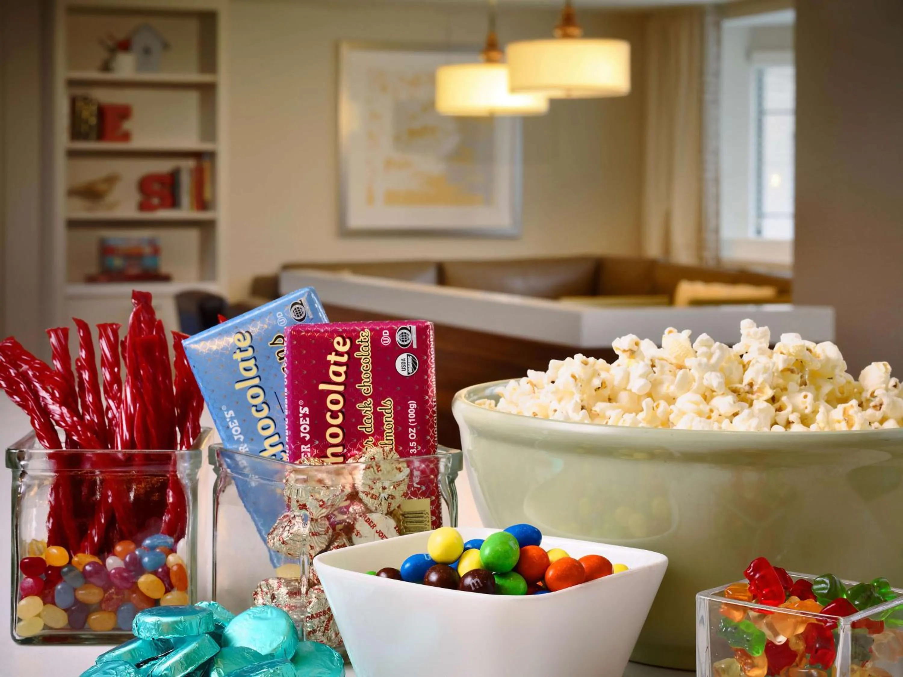 Property building in Sonesta ES Suites Atlanta Alpharetta Avalon