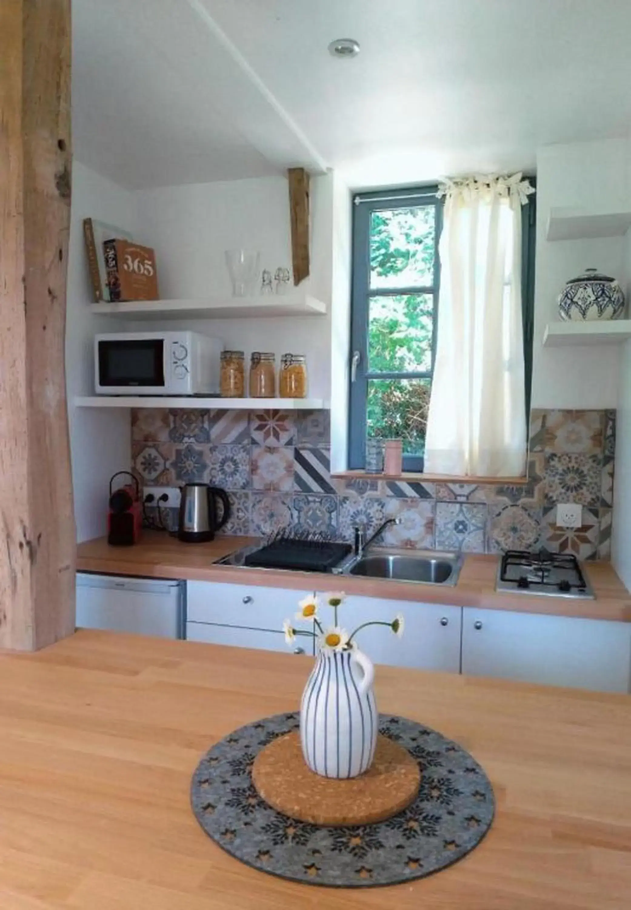 Two-Bedroom House in Le Pré Doré Two-Bedroom House in Le Pré Doré