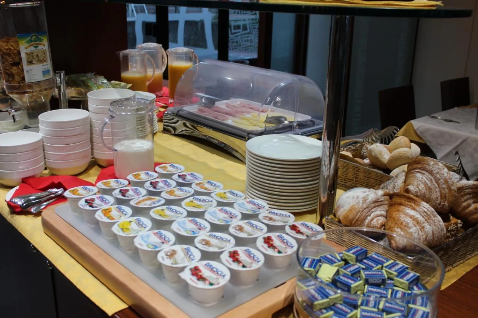 Buffet breakfast in Euro Hotel