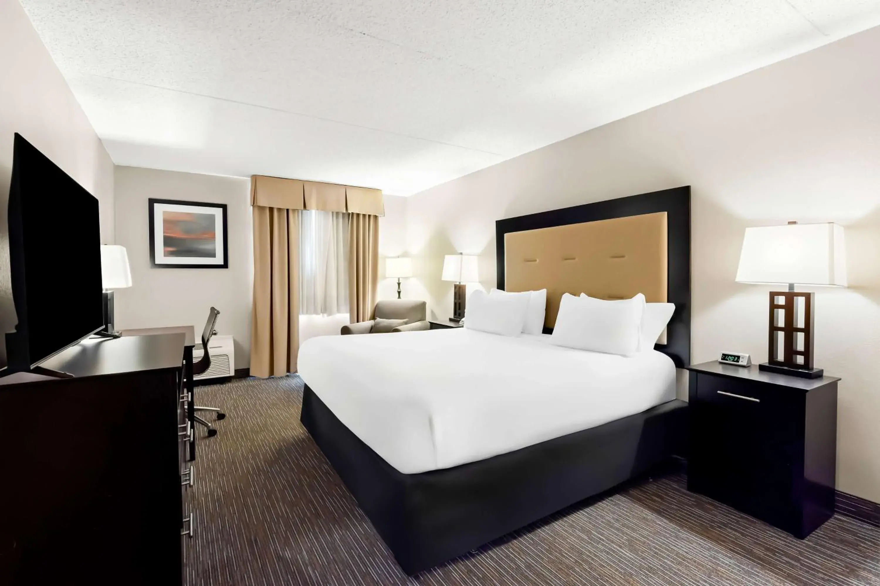 Bedroom, Bed in Sonesta Essential Atlantic City West Bedroom, Bed in Sonesta Essential Atlantic City West