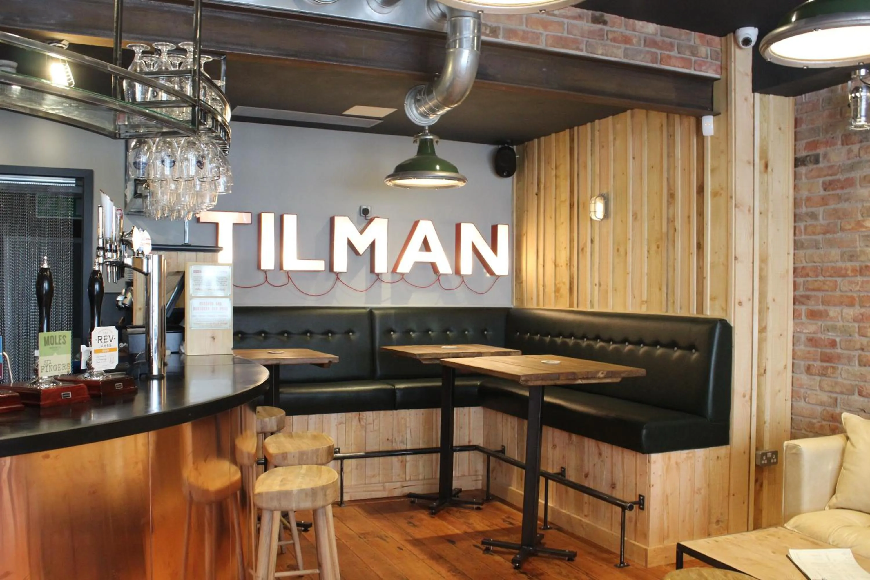 Lounge or bar in The Tilman