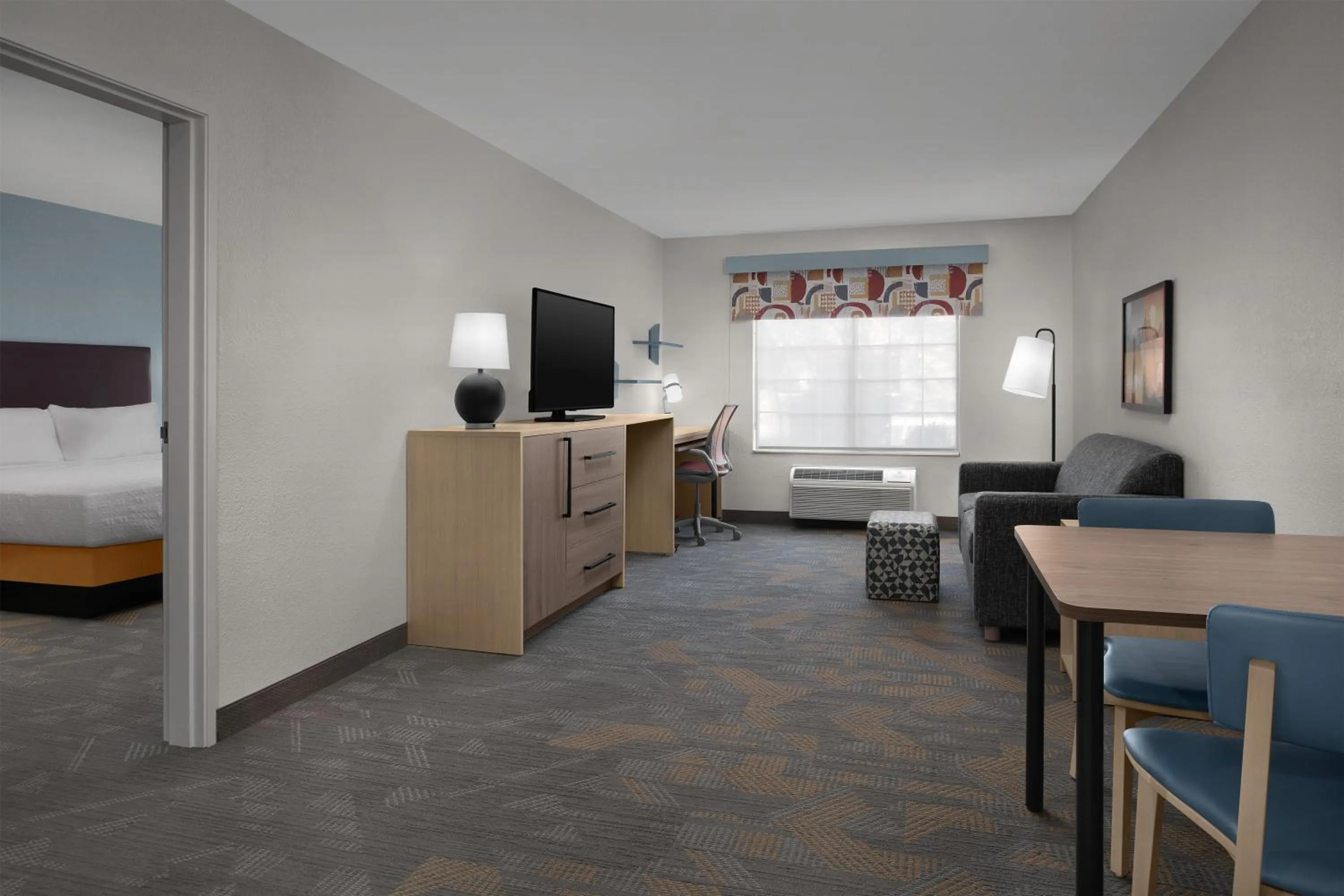 Living room, Bed in Home2 Suites by Hilton Scottsdale Old Town