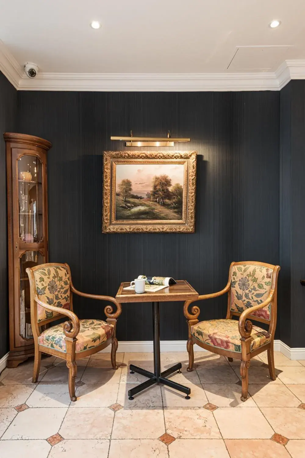 Lobby or reception in Courcelles Médéric Lobby or reception in Courcelles Médéric