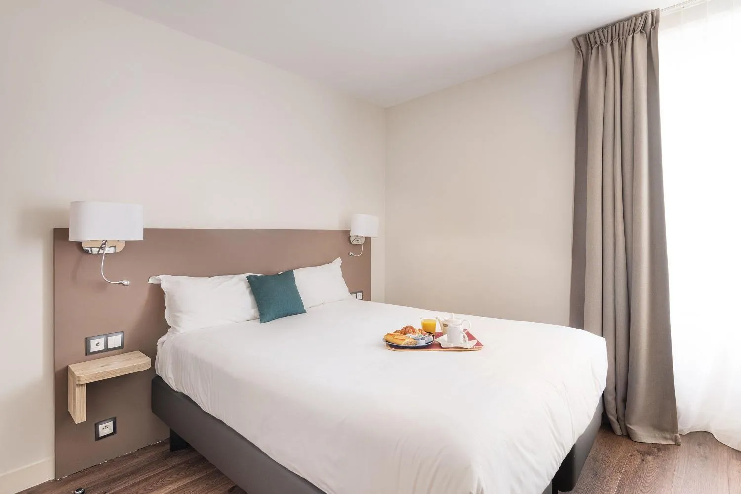 Bed in Courcelles Médéric