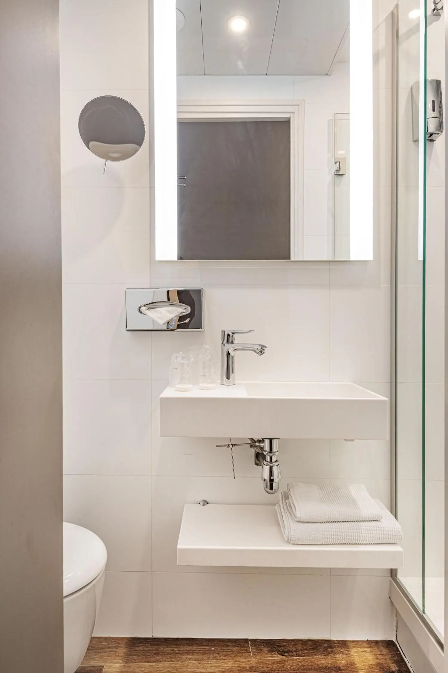 Shower in Courcelles Médéric