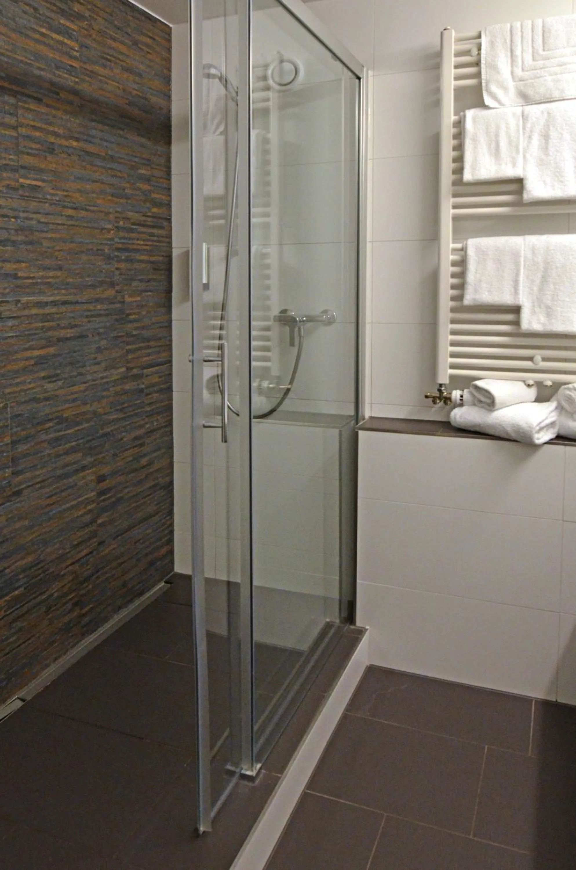 Bathroom in Hotel Egerkingen, idealer Zwischenstopp