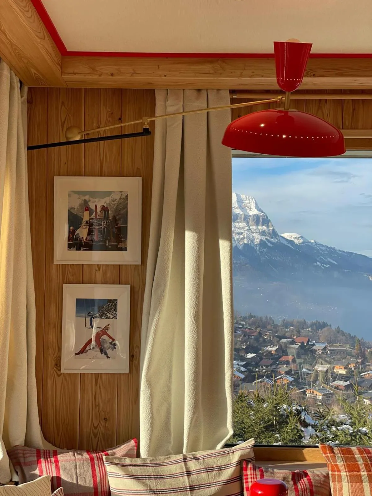 Restaurant/places to eat in Hôtel Le Caprice Des Neiges Combloux