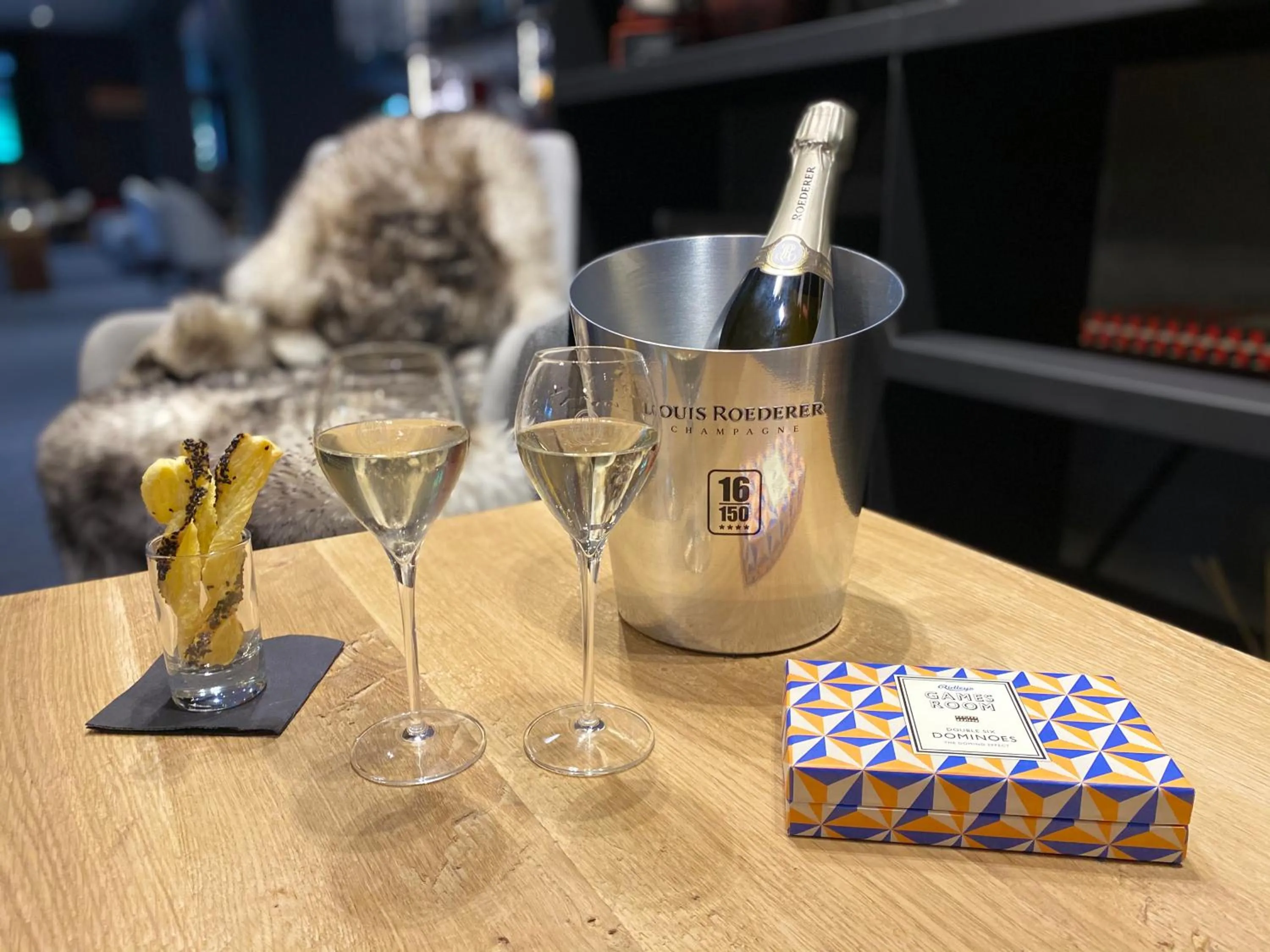 Lounge or bar in Hôtel 16 | 150 Montagne & Spa Nuxe