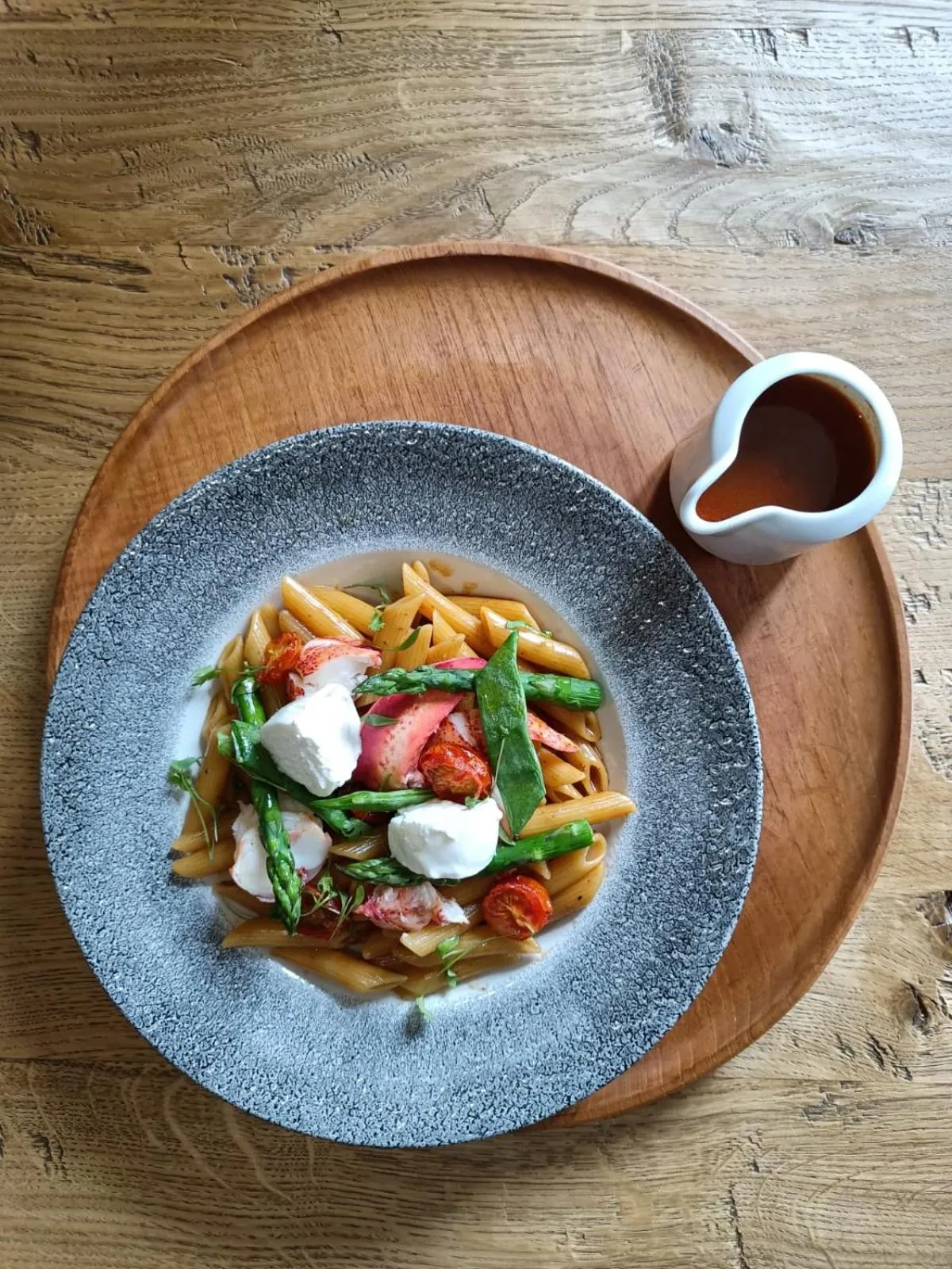 Restaurant/places to eat in Hôtel 16 | 150 Montagne & Spa Nuxe